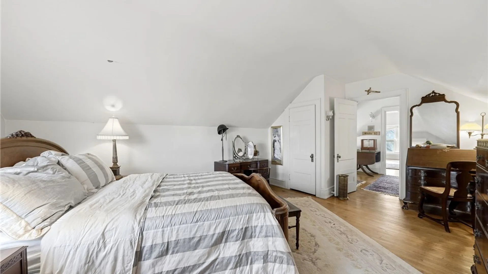 Property at 82 Bidwell Parkway, Buffalo, NY 14222 41