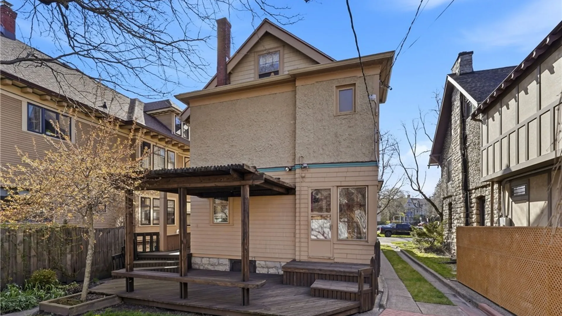 Property at 82 Bidwell Parkway, Buffalo, NY 14222 49