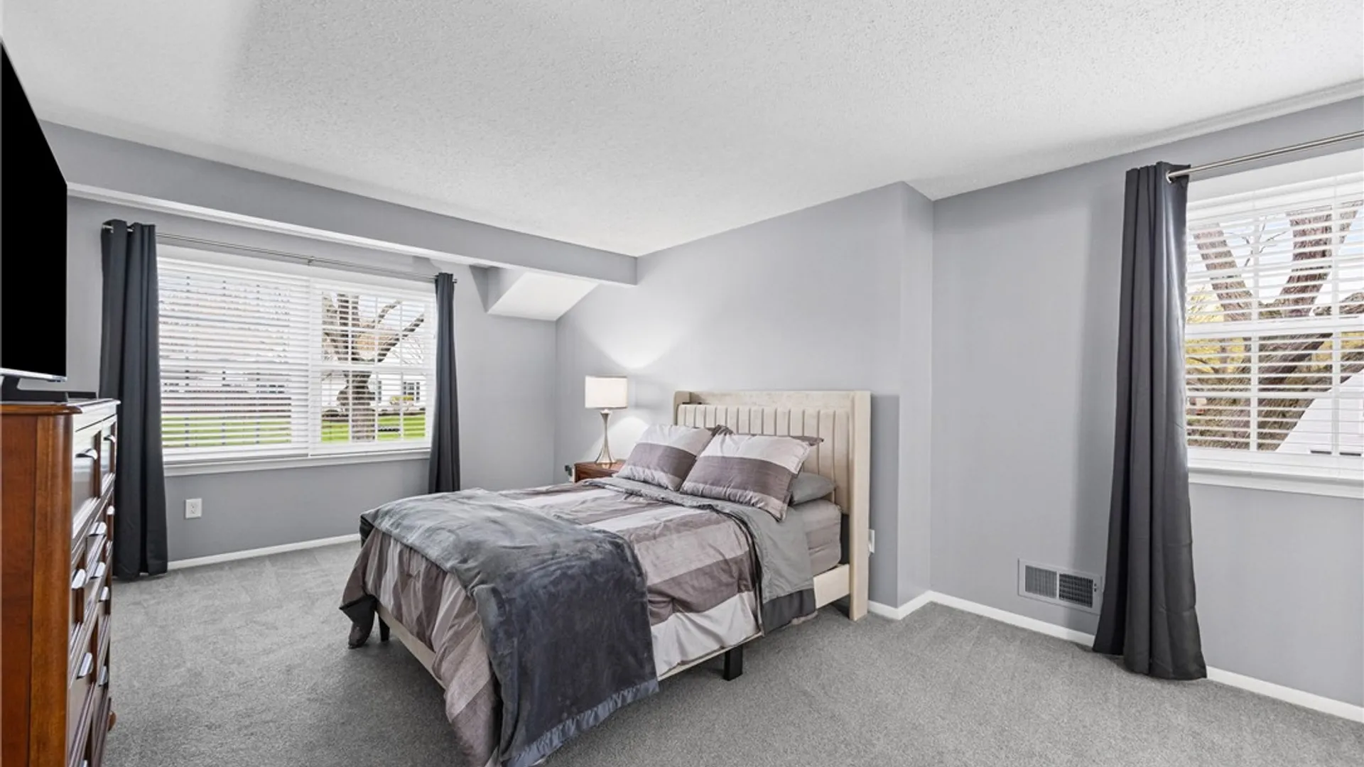 Property at 28 Blue Ridge Road, Penfield, NY 14526 23