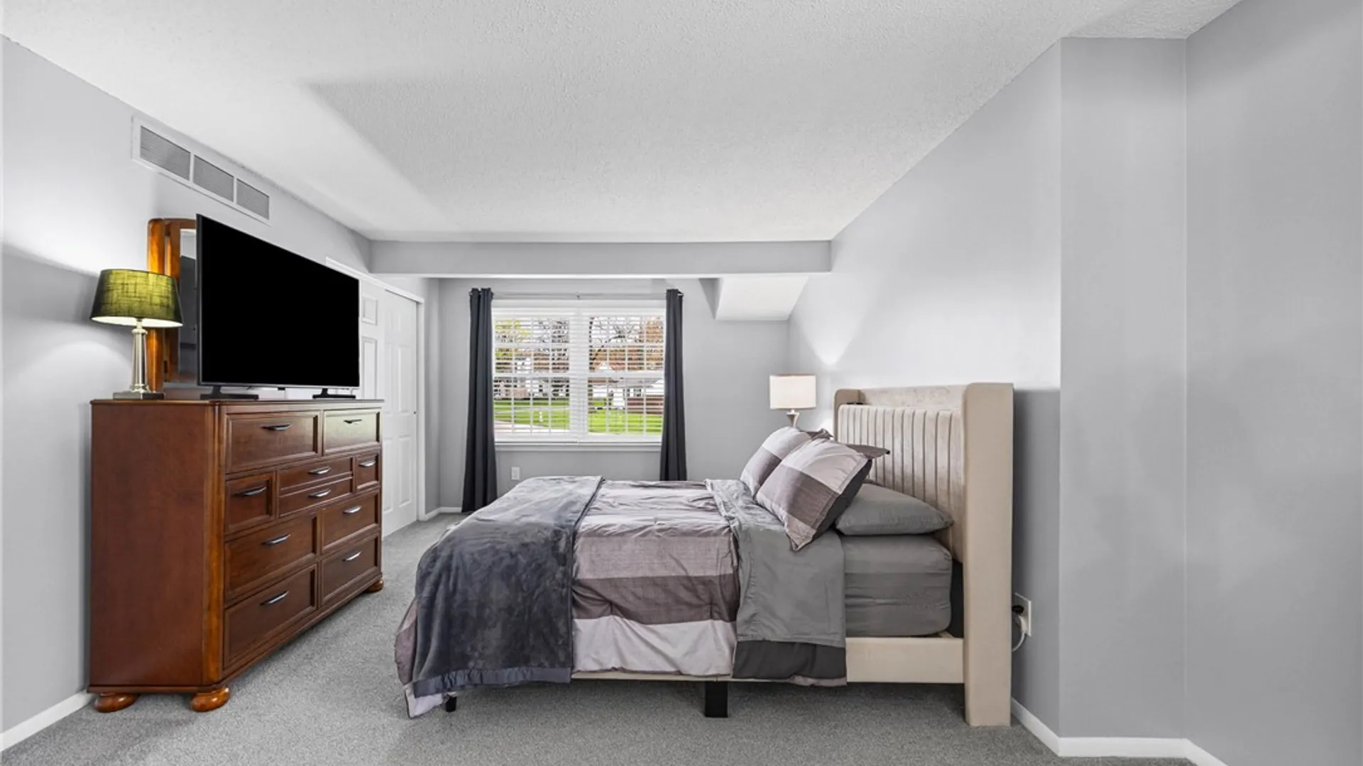 Property at 28 Blue Ridge Road, Penfield, NY 14526 24