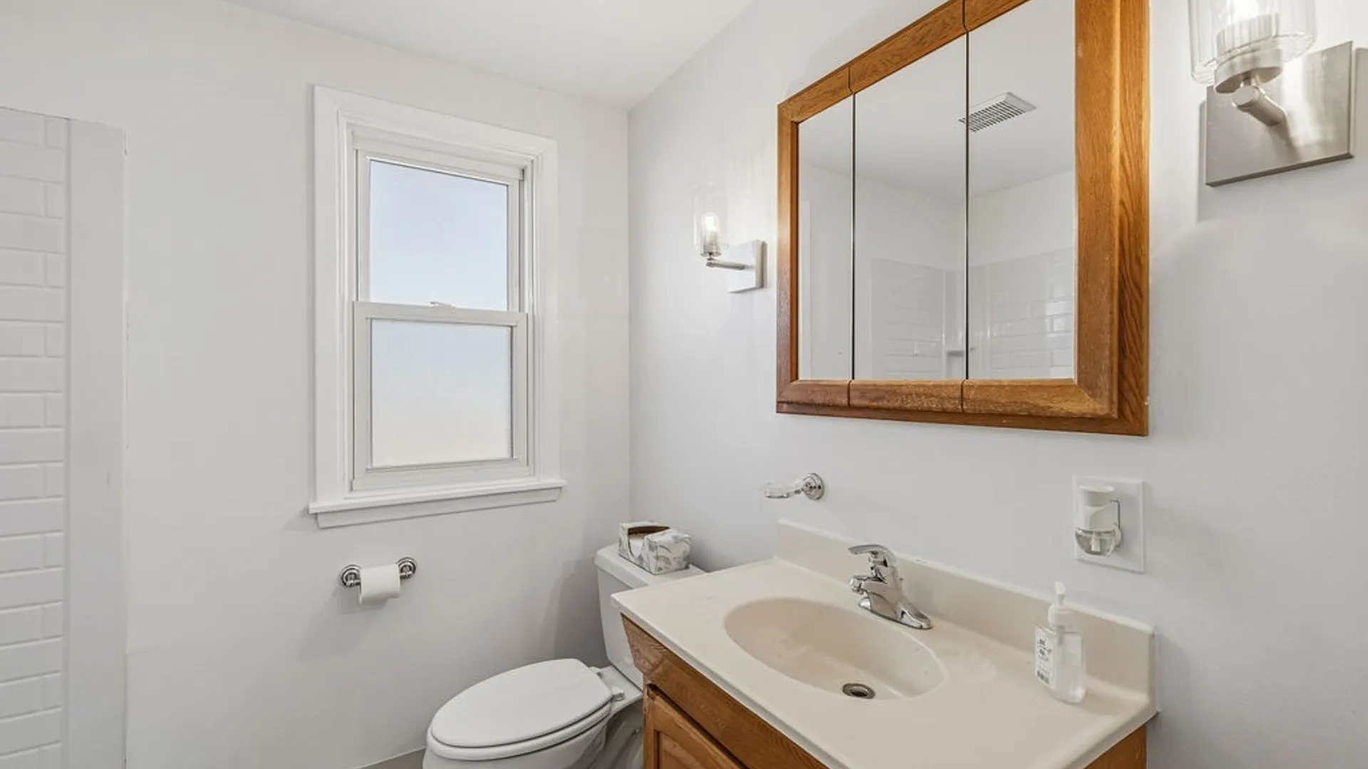 Property at 81 Saint Jude Drive, Lackawanna, NY 14218 16