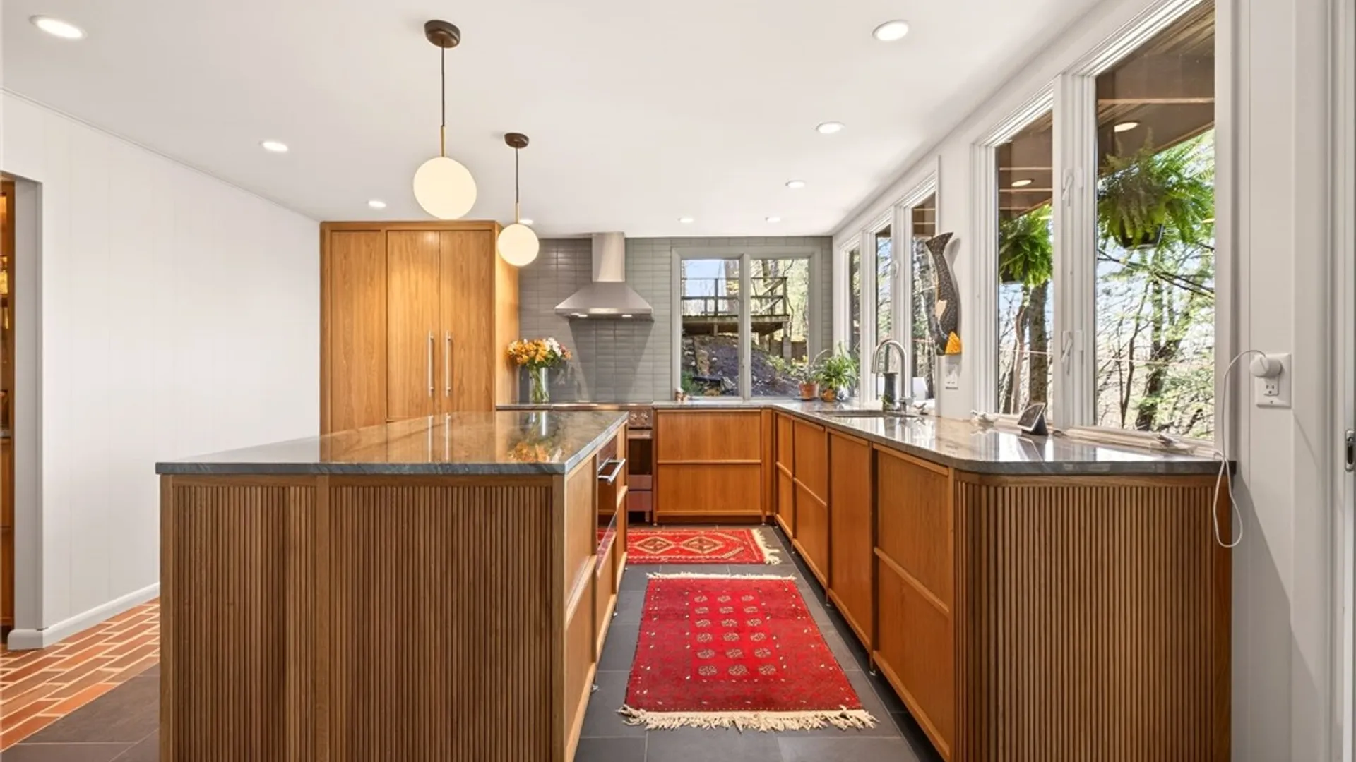 Property at 1 Lacoma Lane, Perinton, NY 14534 12