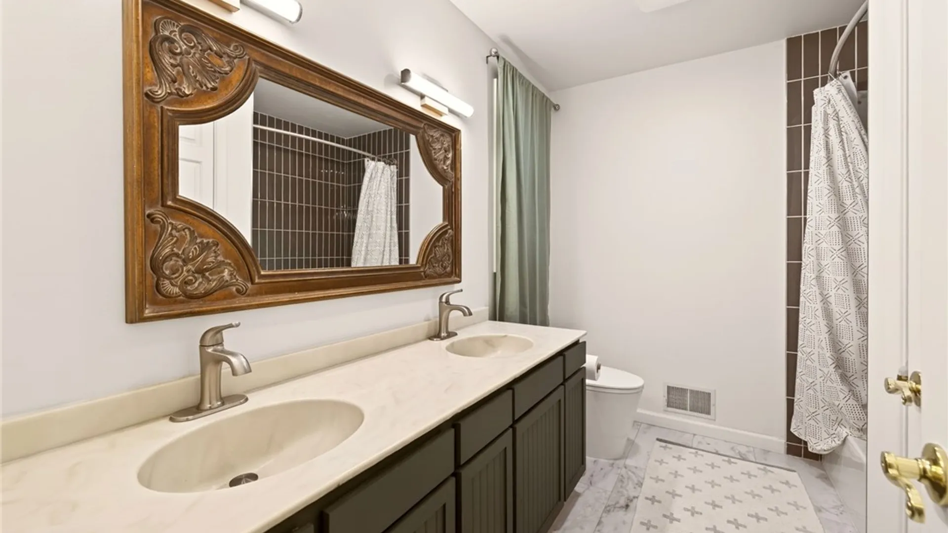 Property at 1 Lacoma Lane, Perinton, NY 14534 34