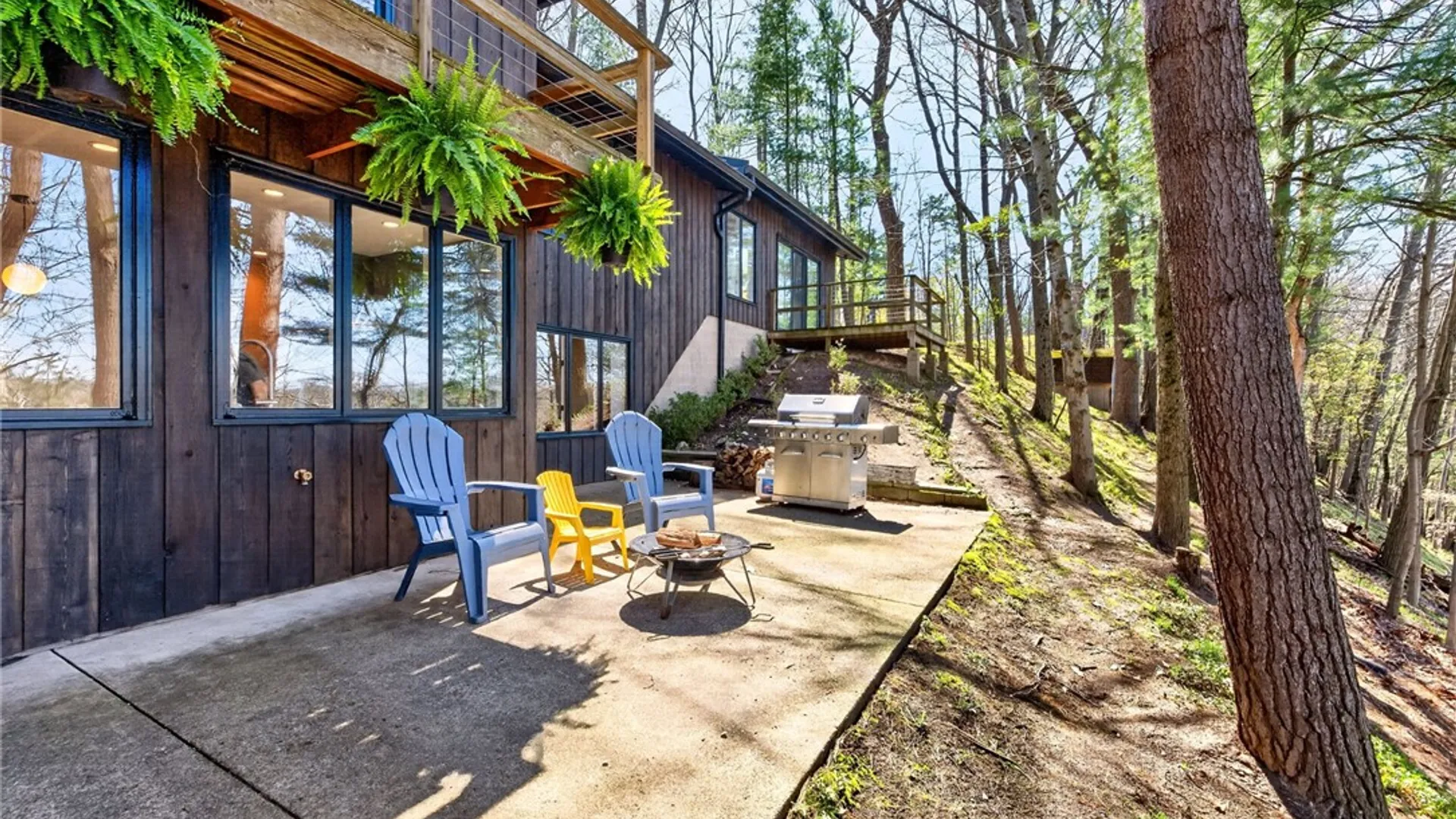 Property at 1 Lacoma Lane, Perinton, NY 14534 37