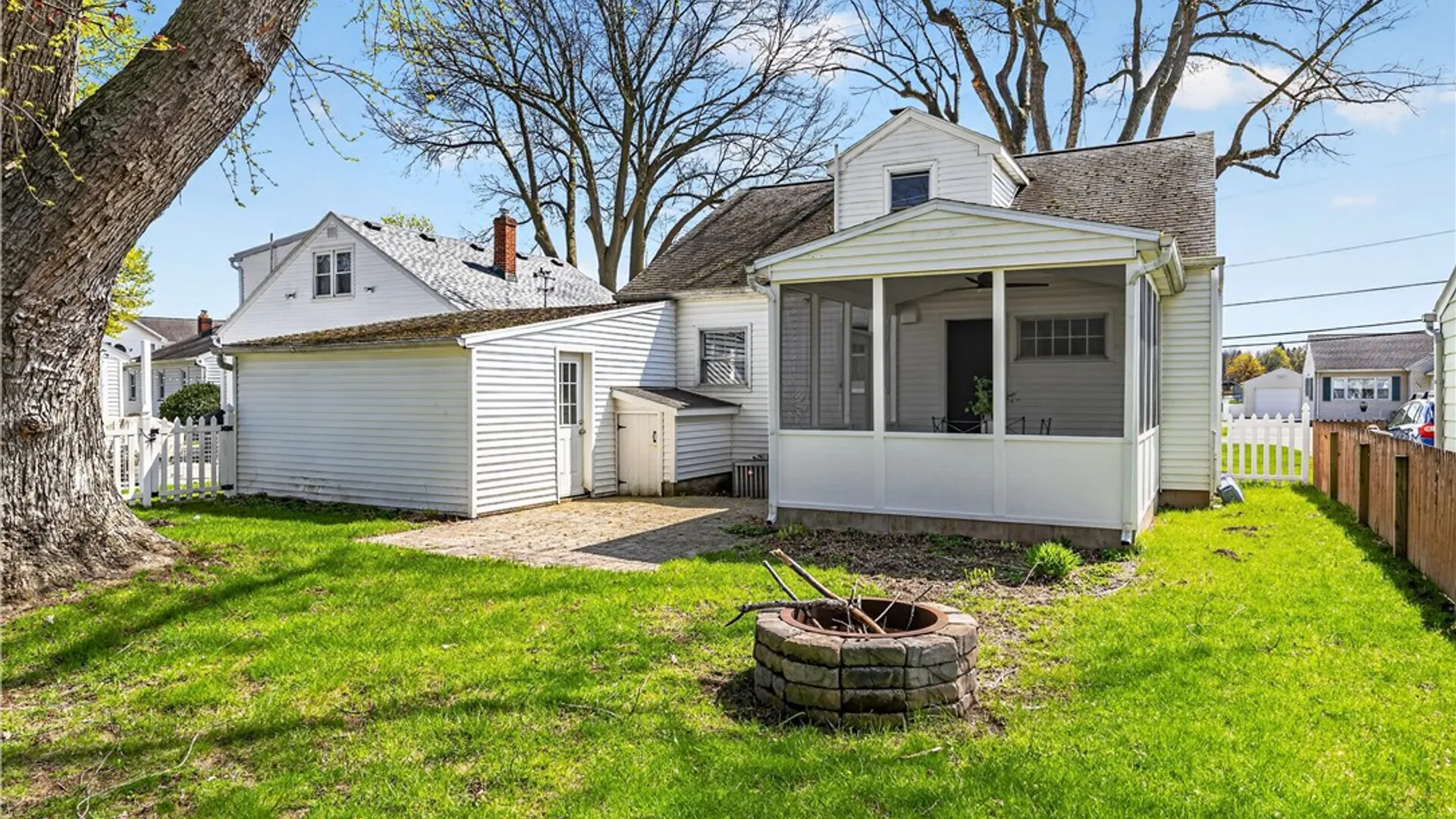 Property at 241 Ivy Street, East Rochester, NY 14445 20