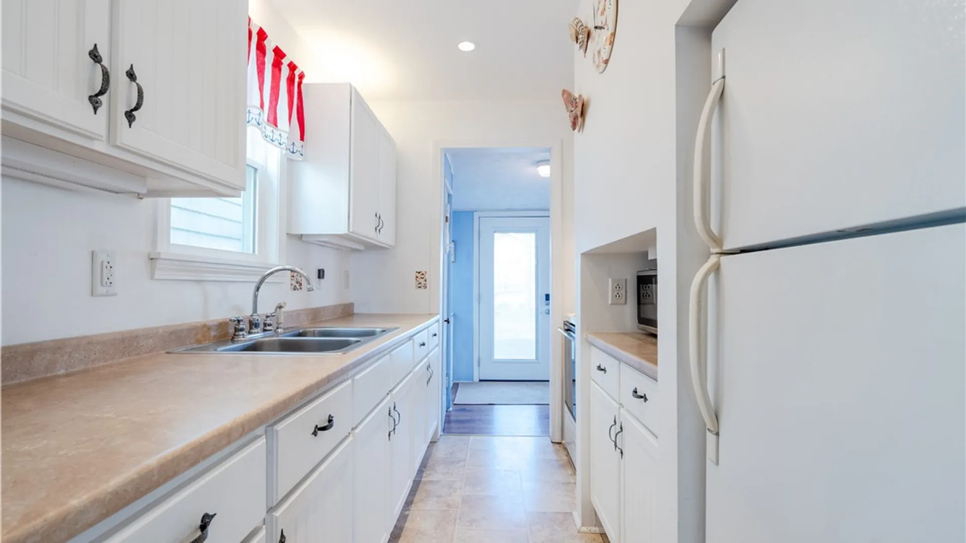 Property at 8546 Gardenier Lane, Sodus, NY 14555 16