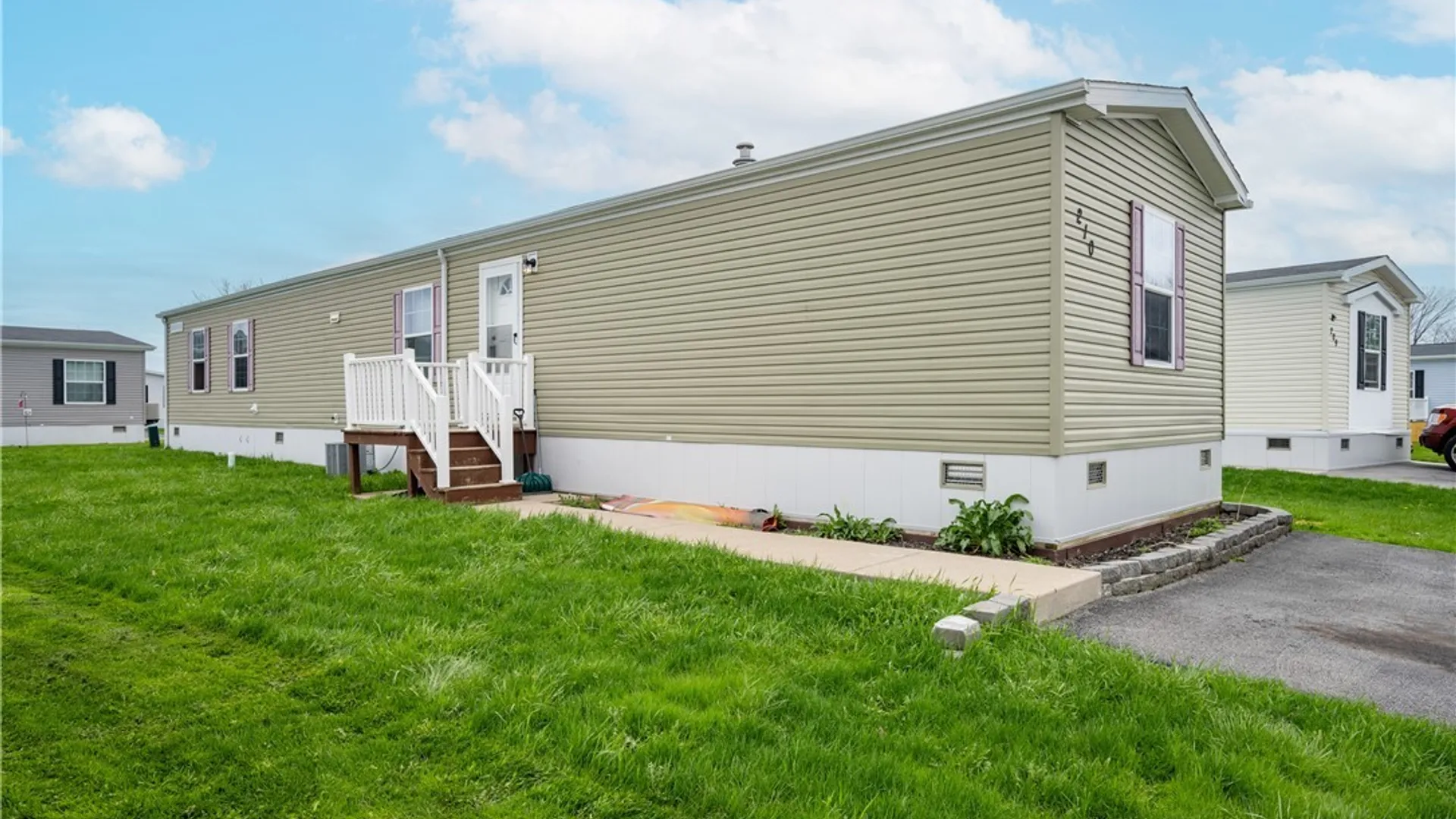 Property at 210 Ash Street, Lockport Town, NY 14094 4