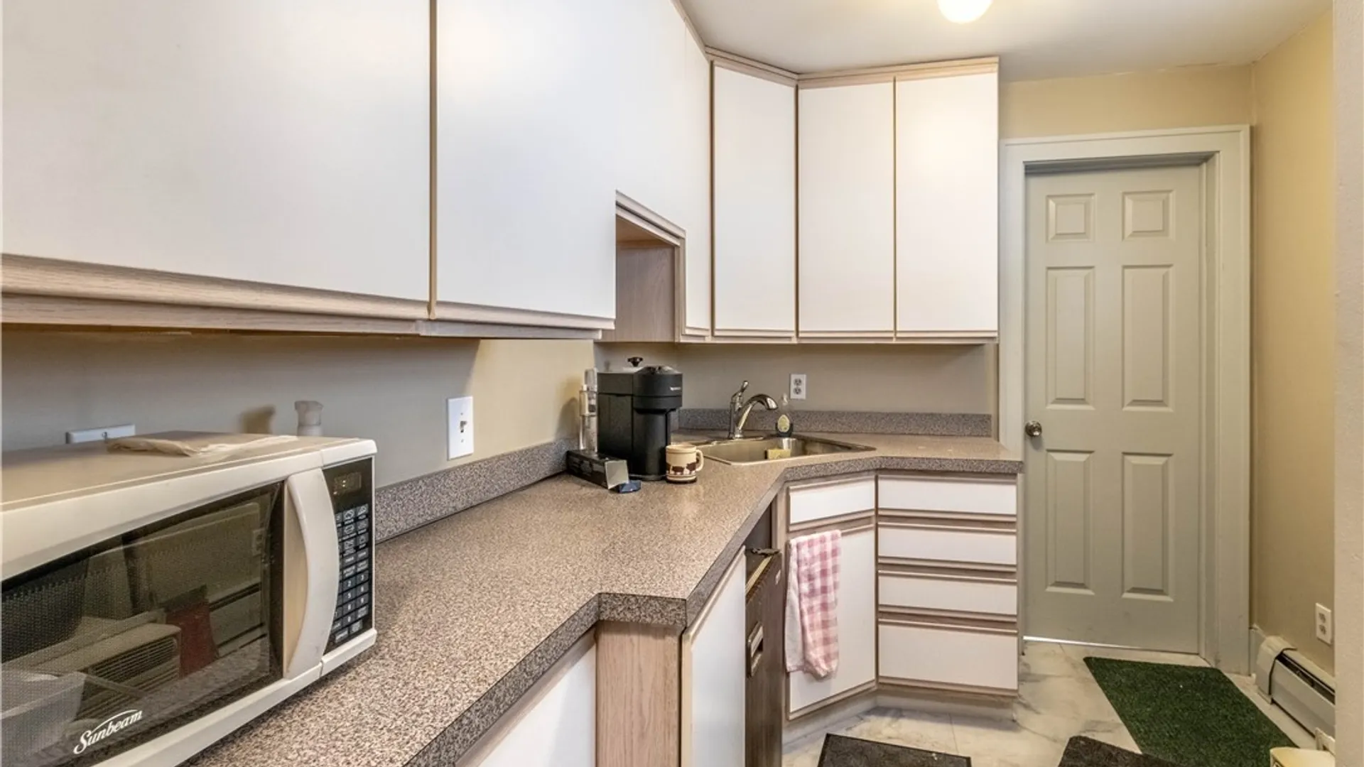 Property at 189 Buffalo Street, Hamburg, NY 14075 11