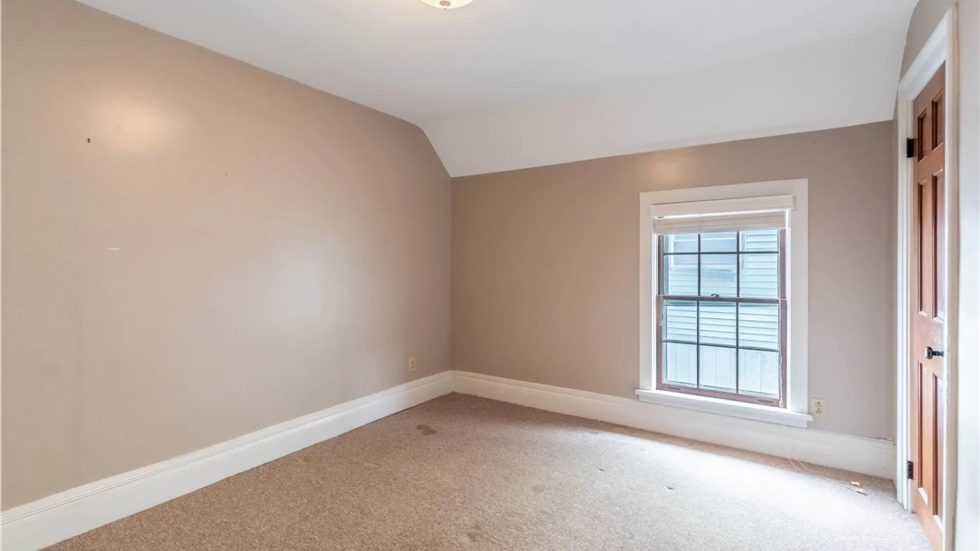 Property at 189 Buffalo Street, Hamburg, NY 14075 26