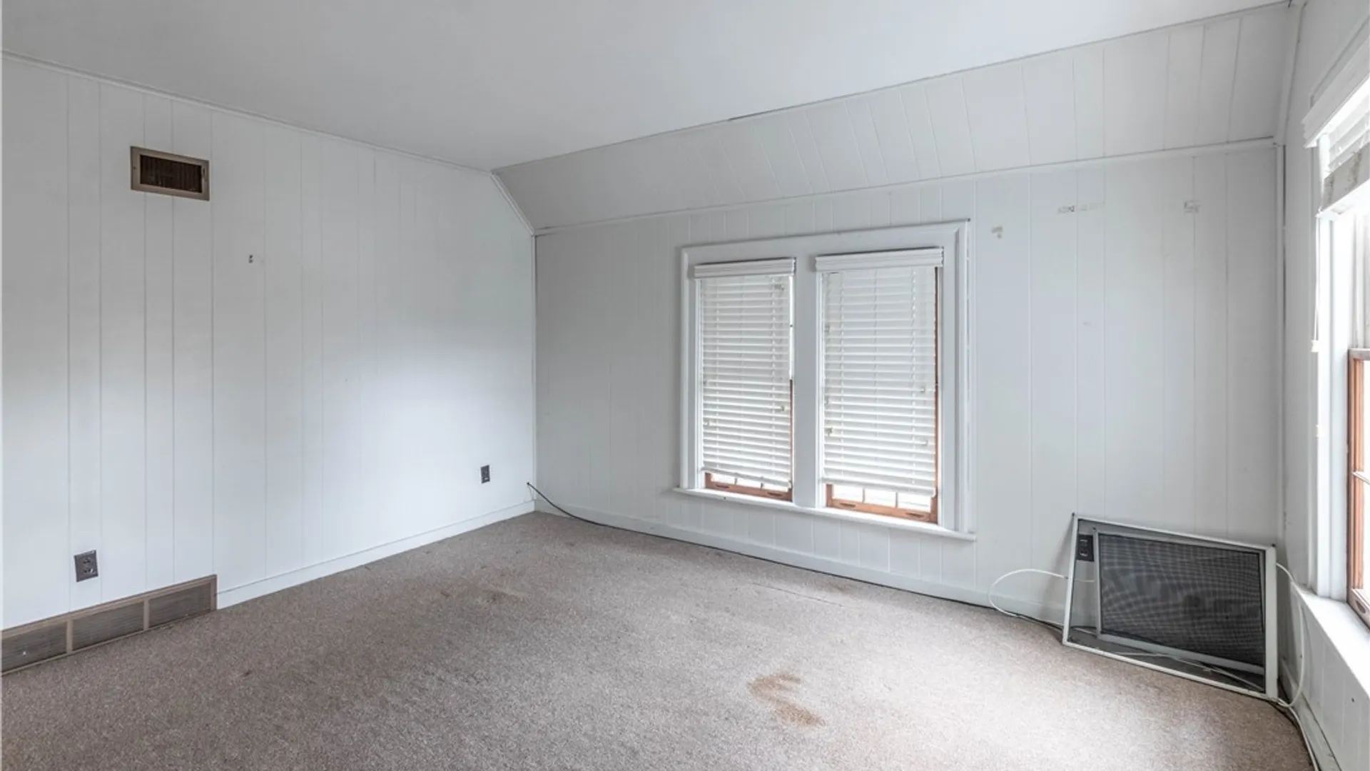 Property at 189 Buffalo Street, Hamburg, NY 14075 30