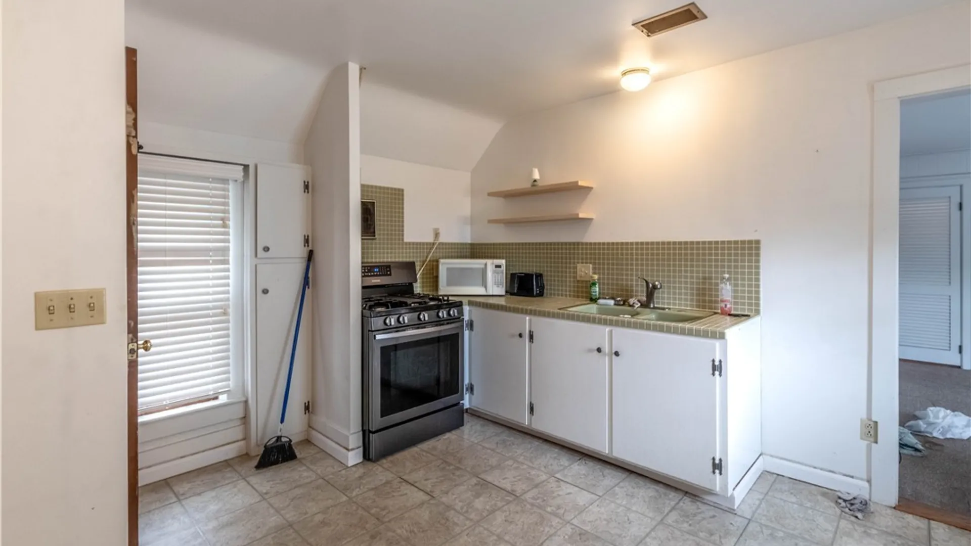 Property at 189 Buffalo Street, Hamburg, NY 14075 35