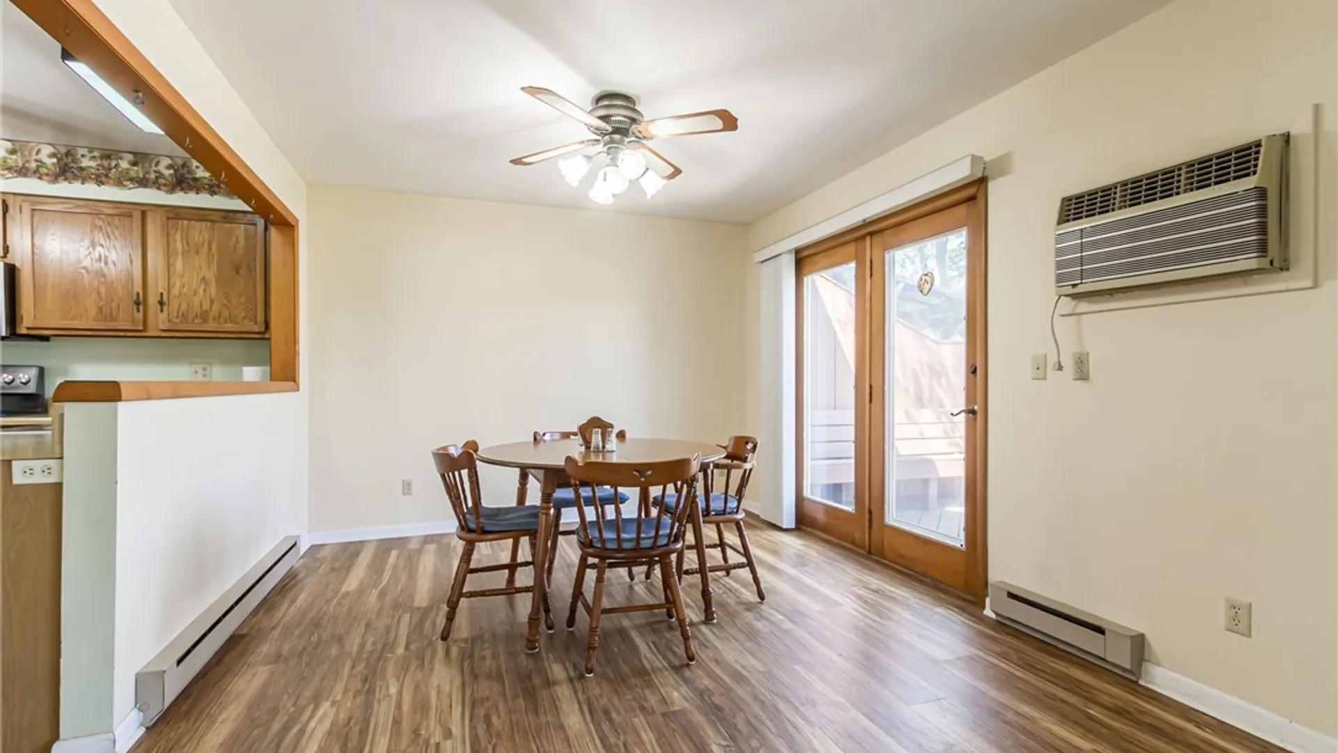 Property at 151 N Bloomfield Rd, Canandaigua City, NY 14424 11