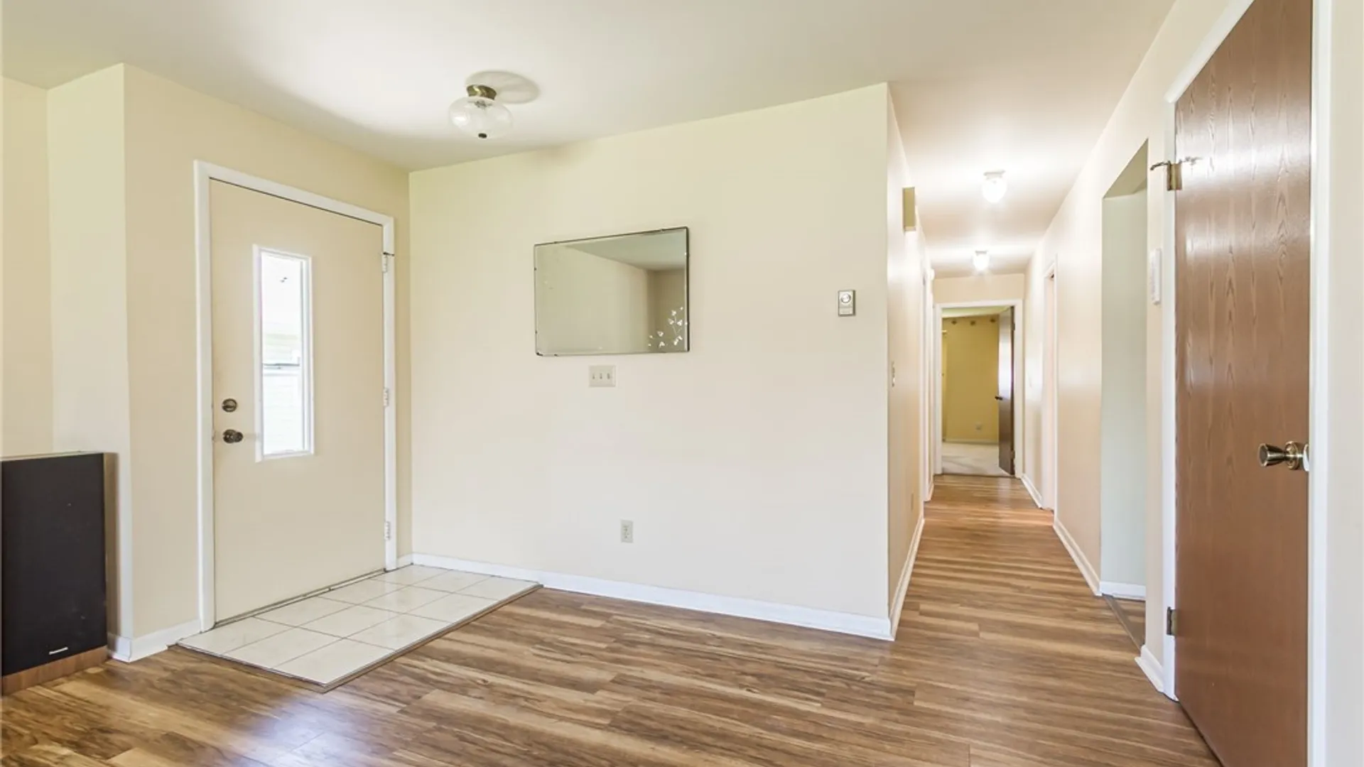 Property at 151 N Bloomfield Rd, Canandaigua City, NY 14424 3