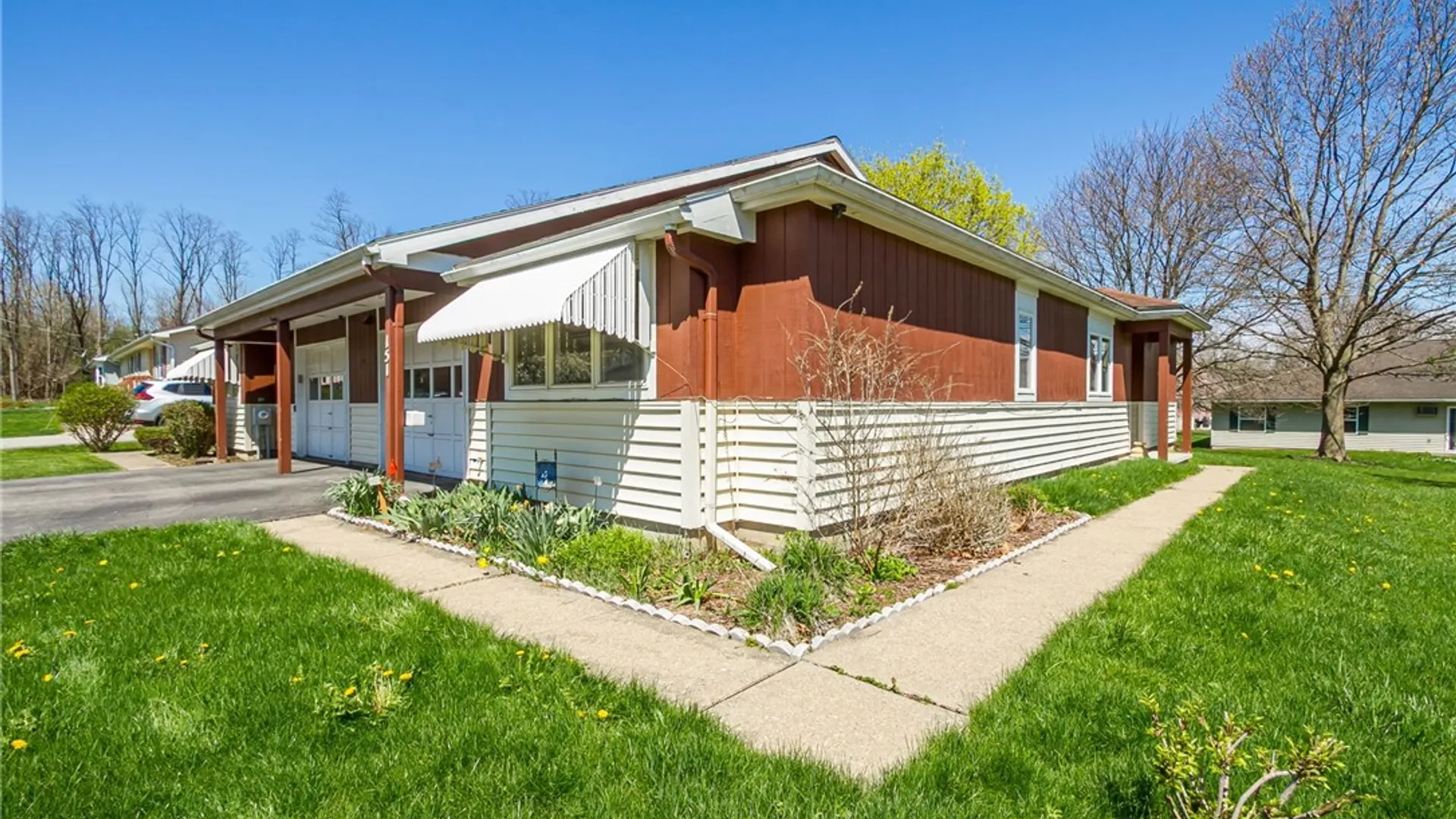 Property at 151 N Bloomfield Rd, Canandaigua City, NY 14424 36