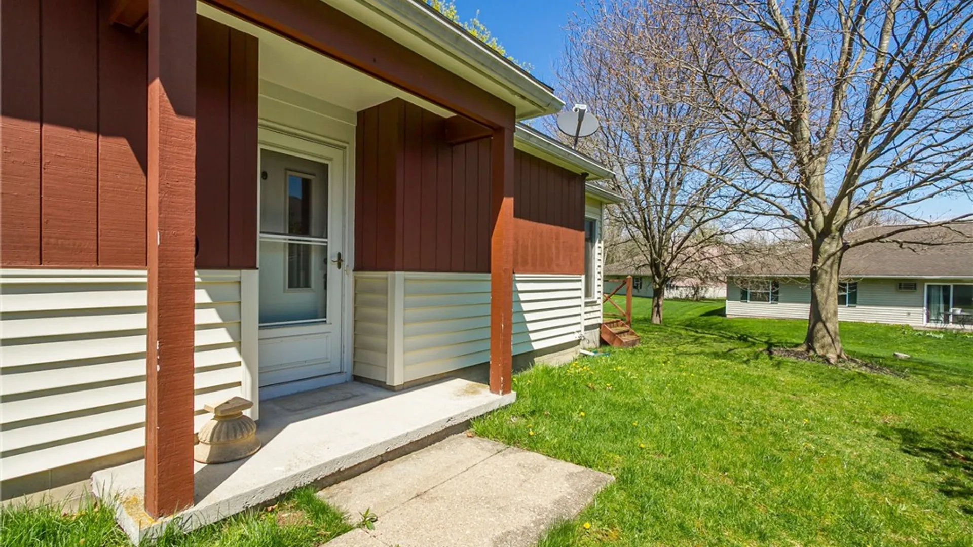 Property at 151 N Bloomfield Rd, Canandaigua City, NY 14424 37