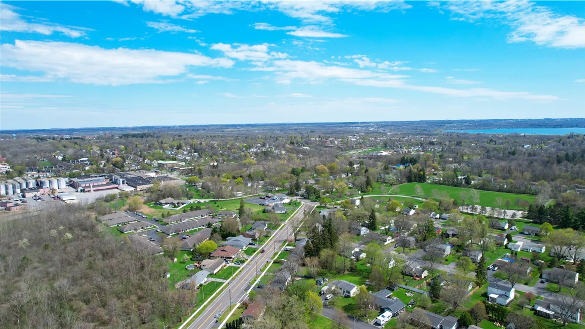 Property at 151 N Bloomfield Rd, Canandaigua City, NY 14424 44