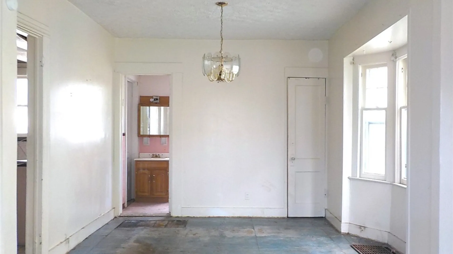 Property at 370 Cottage Street, Rochester, NY 14611 6