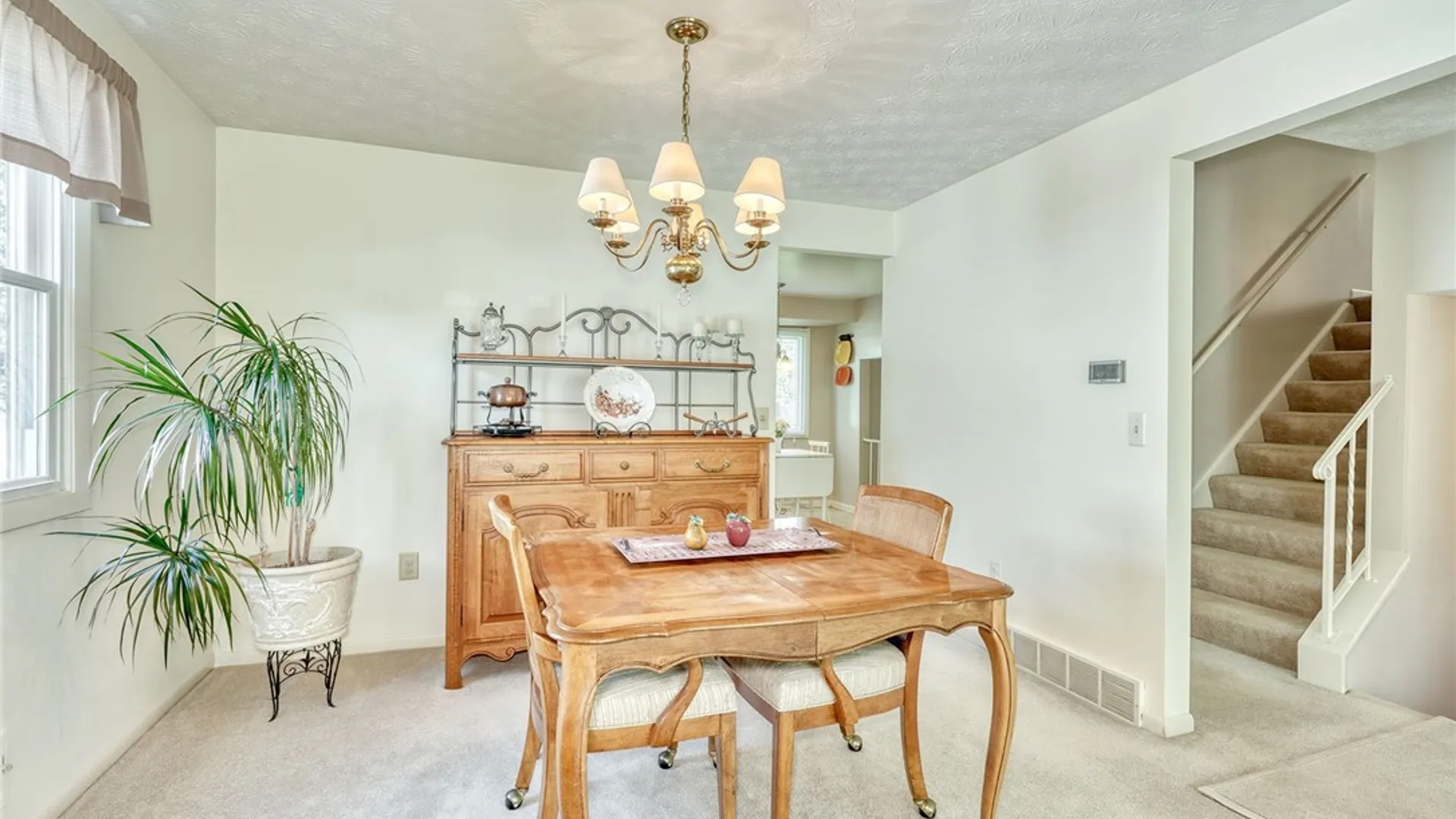 Property at 140 Rodney Lane, Penfield, NY 14625 10