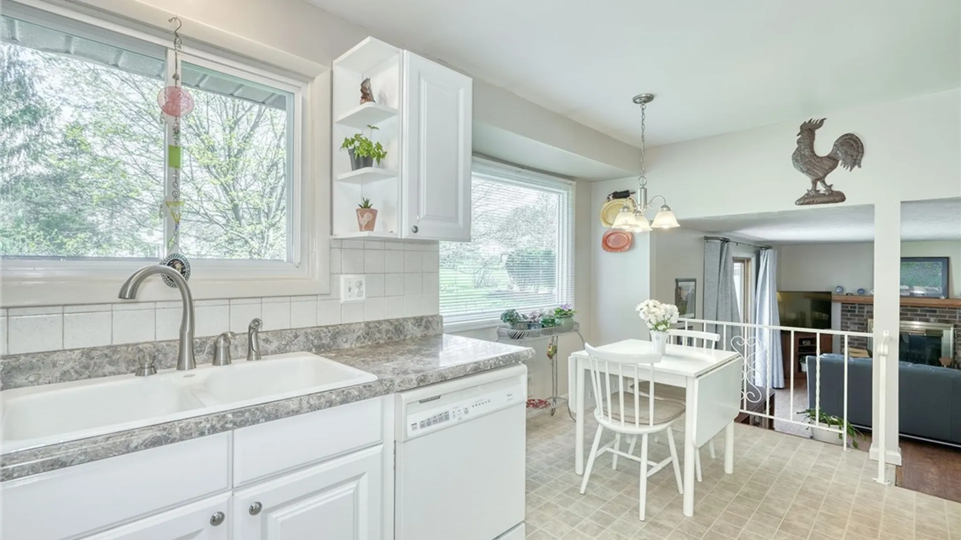 Property at 140 Rodney Lane, Penfield, NY 14625 18