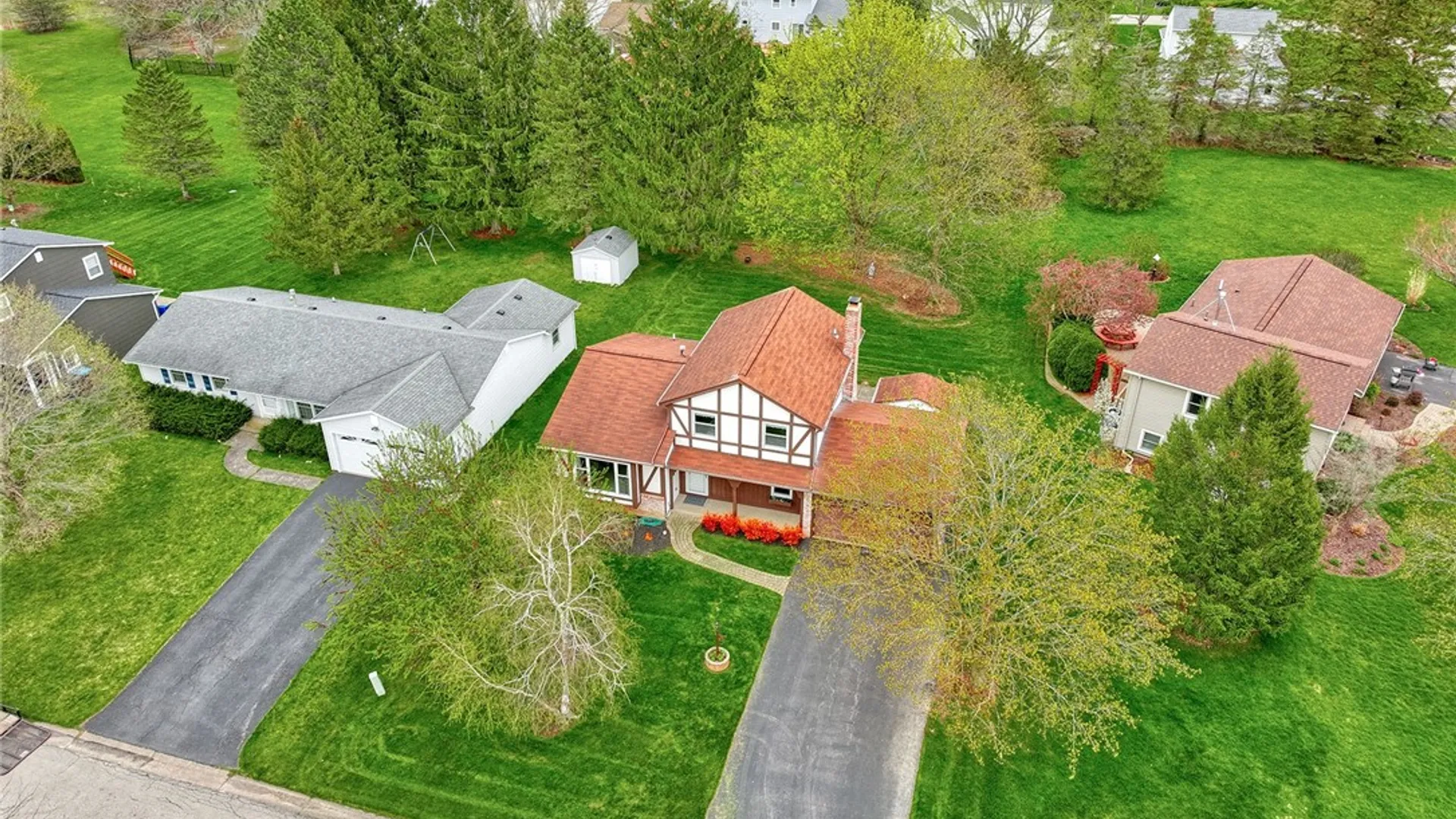 Property at 140 Rodney Lane, Penfield, NY 14625 43