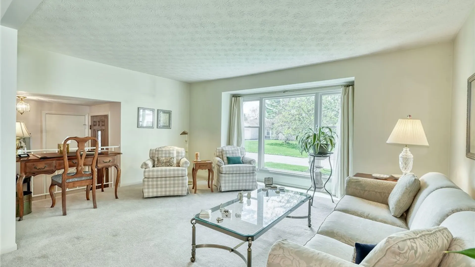 Property at 140 Rodney Lane, Penfield, NY 14625 5