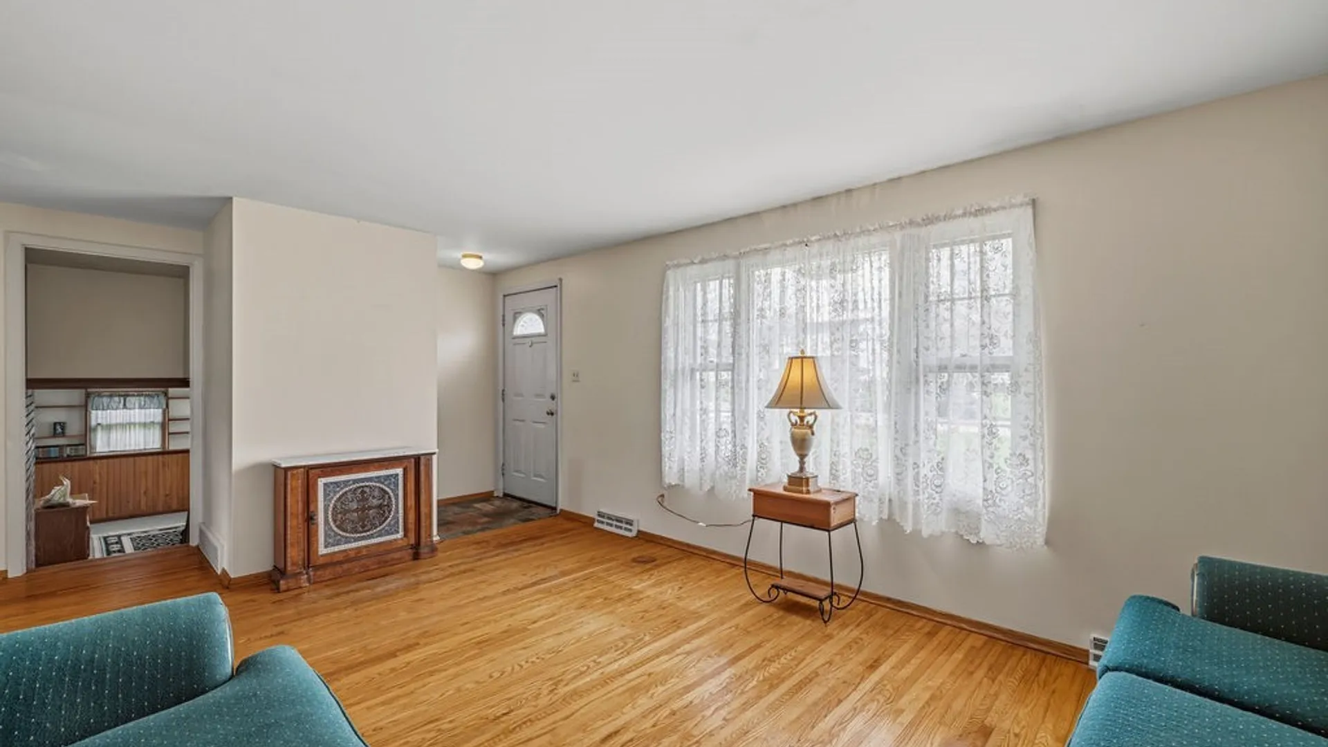 Property at 4839 Middleton Drive, Lockport Town, NY 14094 4