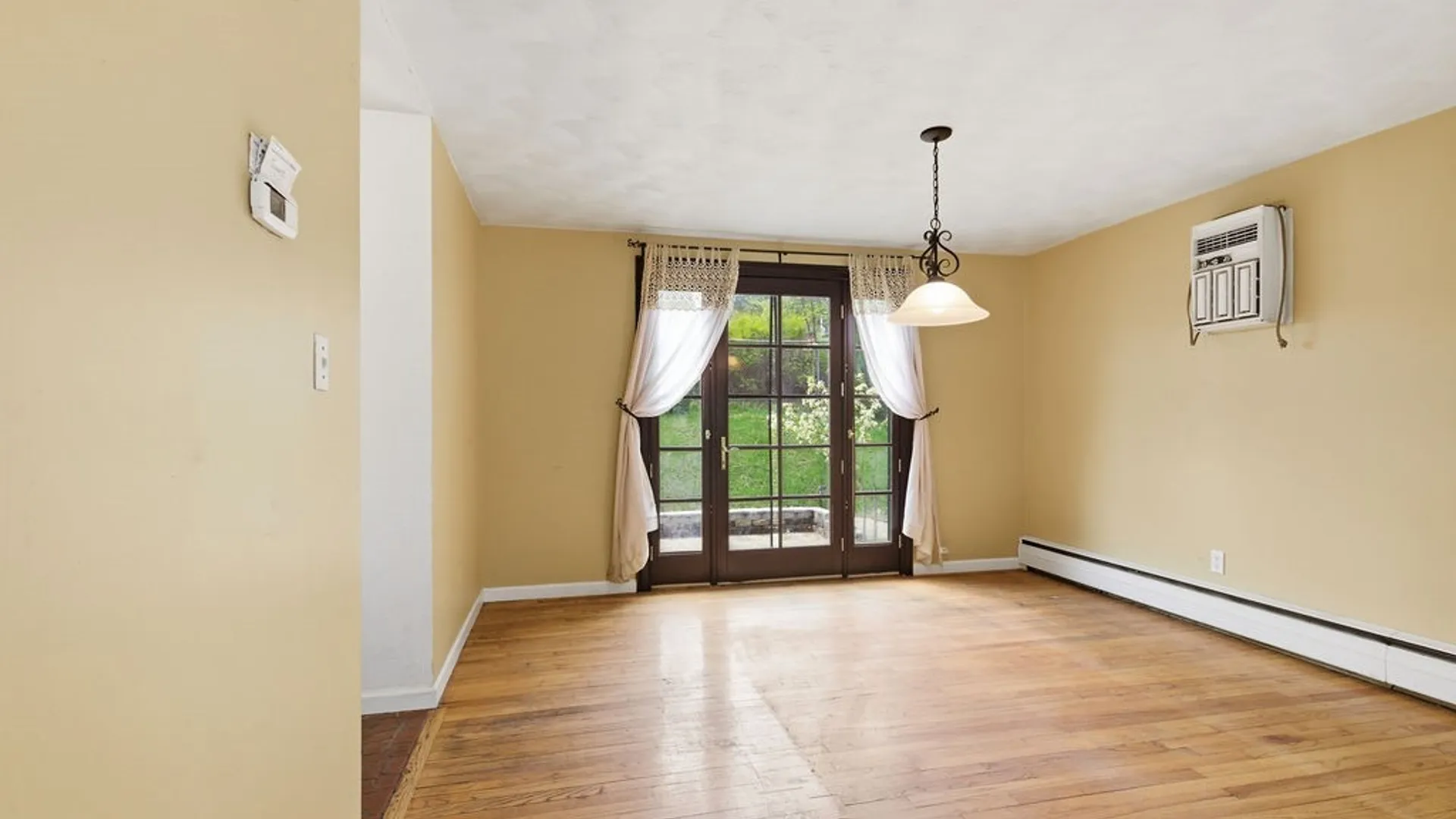 Property at 216 Cooper Lane, DeWitt, NY 13214 18