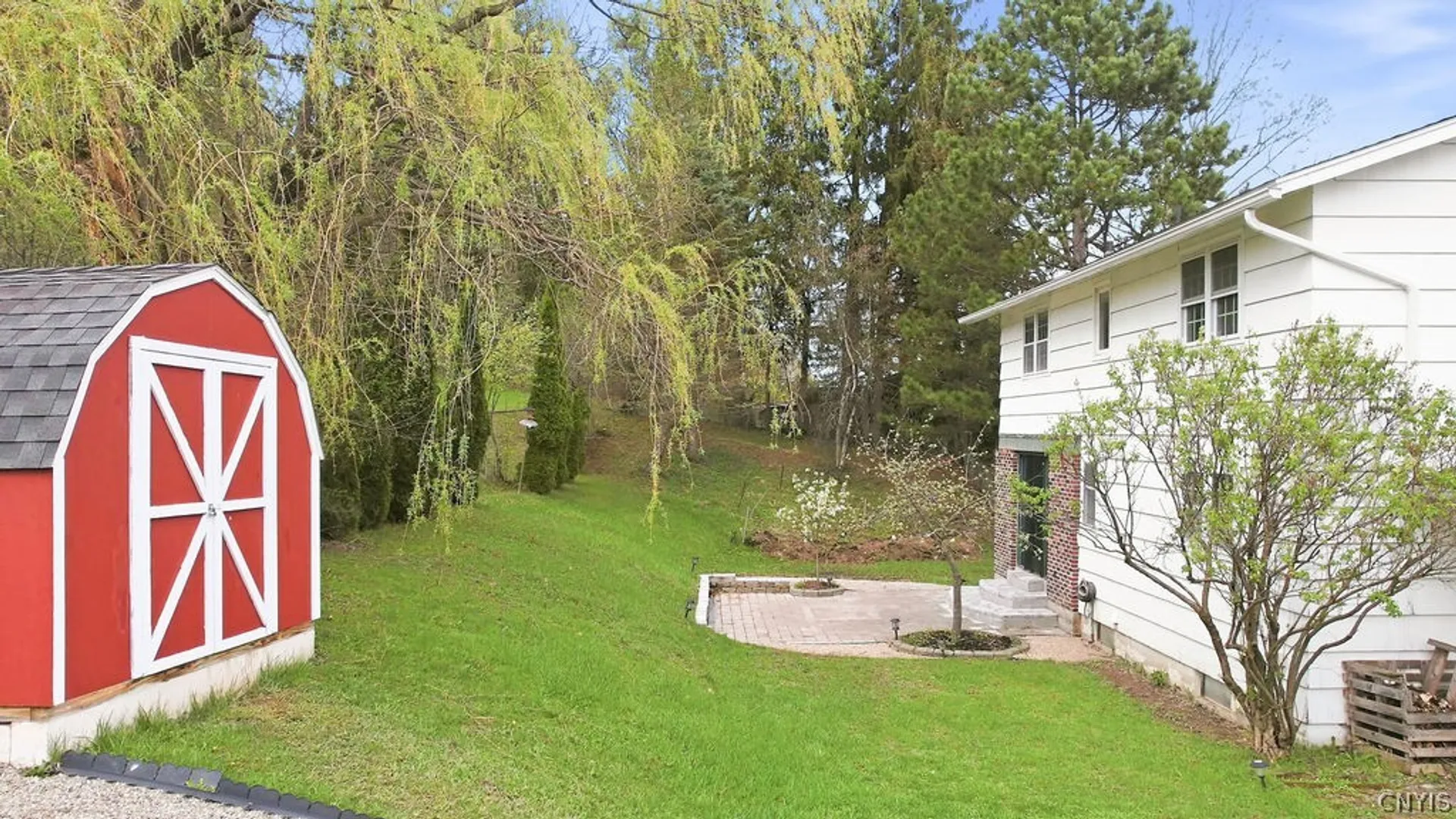 Property at 216 Cooper Lane, DeWitt, NY 13214 41