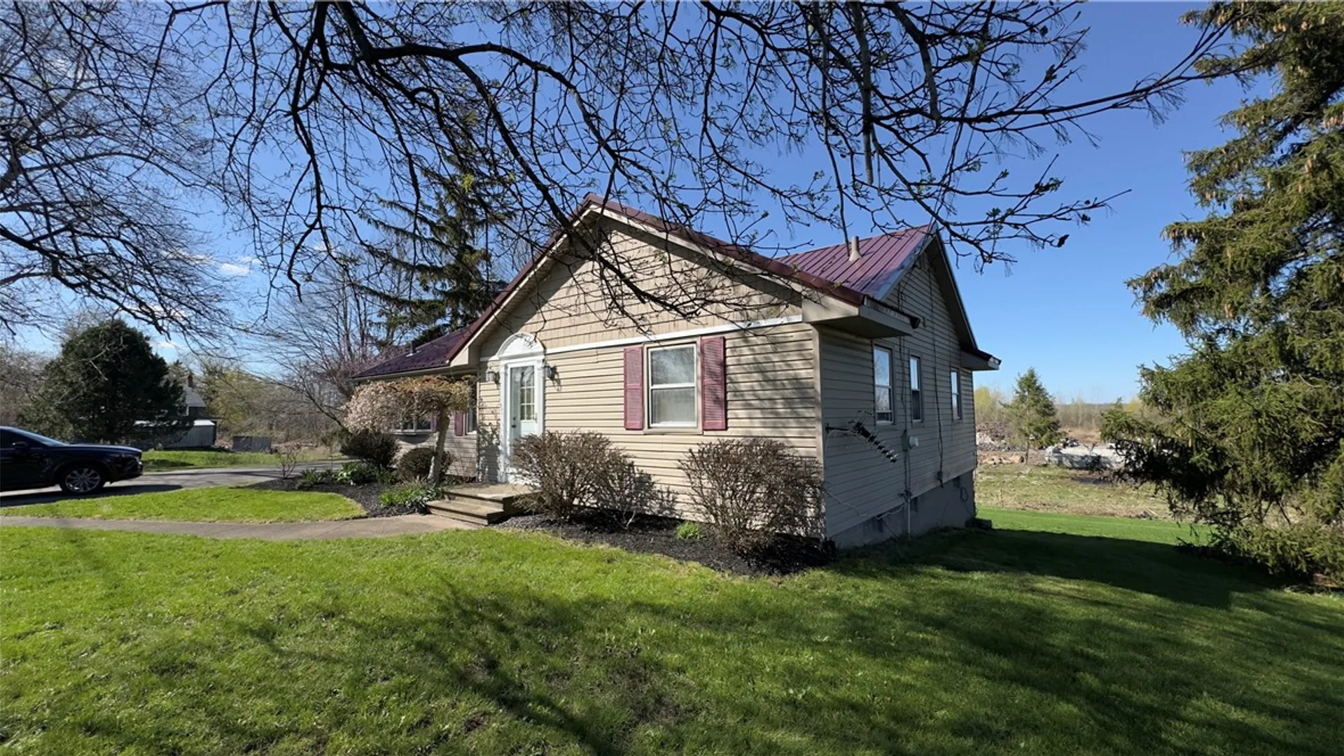 Property at 5360 Ridge Road, Parma, NY 14559 3