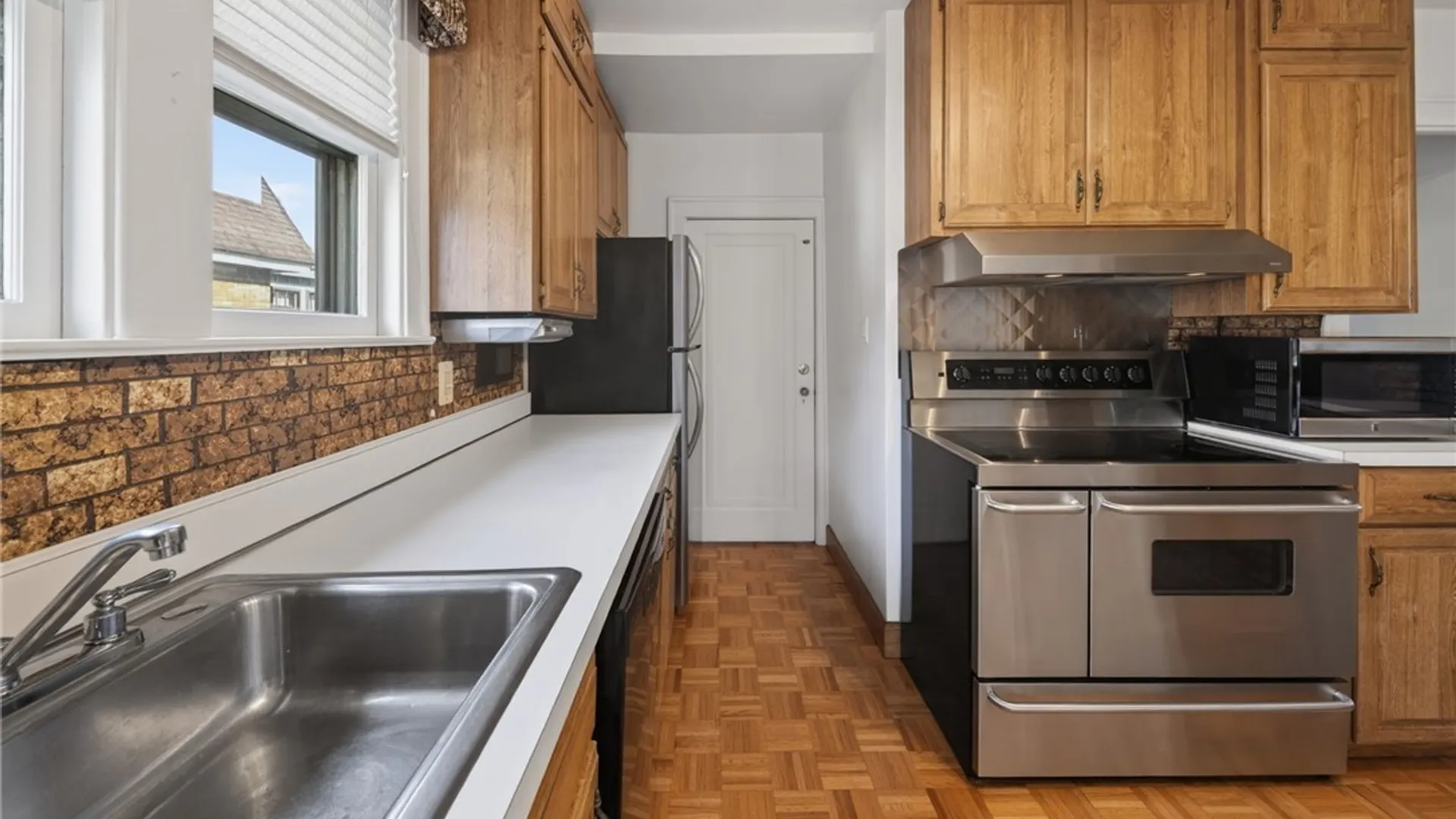 Property at 102 Kline Street, Syracuse, NY 13203 12
