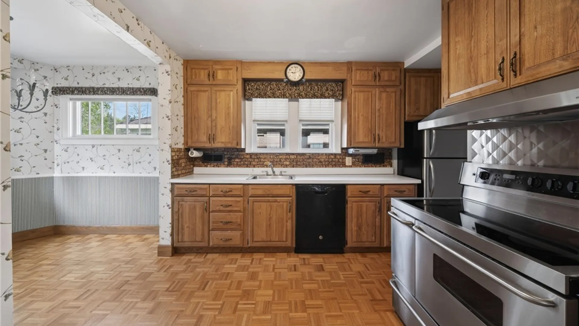 Property at 102 Kline Street, Syracuse, NY 13203 13