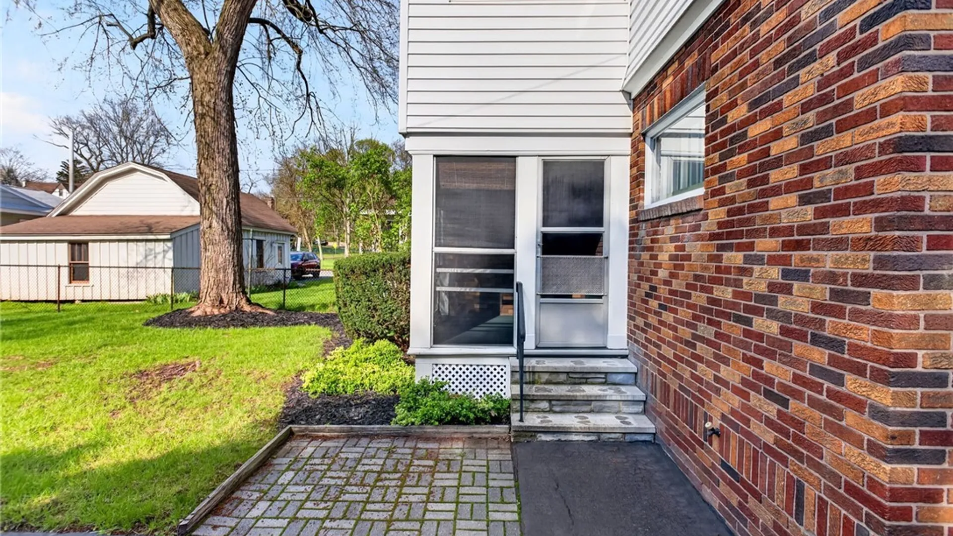 Property at 102 Kline Street, Syracuse, NY 13203 44