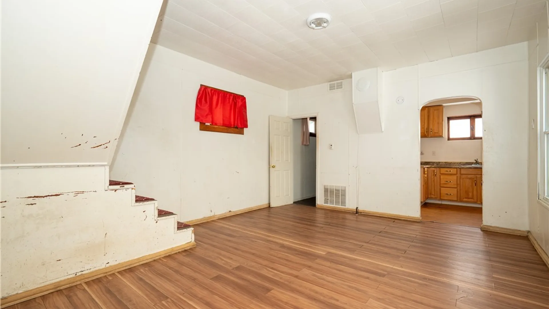 Property at 884 Eagle Street, Buffalo, NY 14210 16