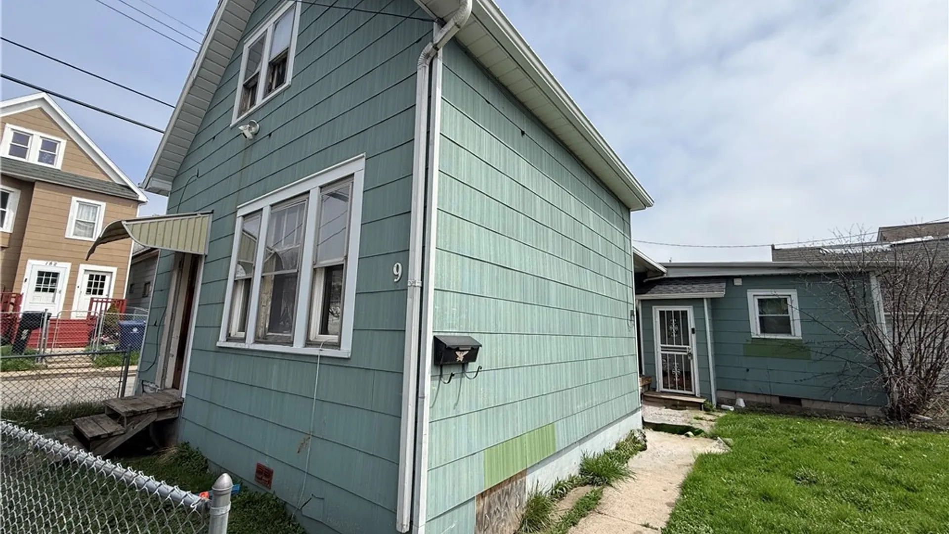 Property at 884 Eagle Street, Buffalo, NY 14210 2