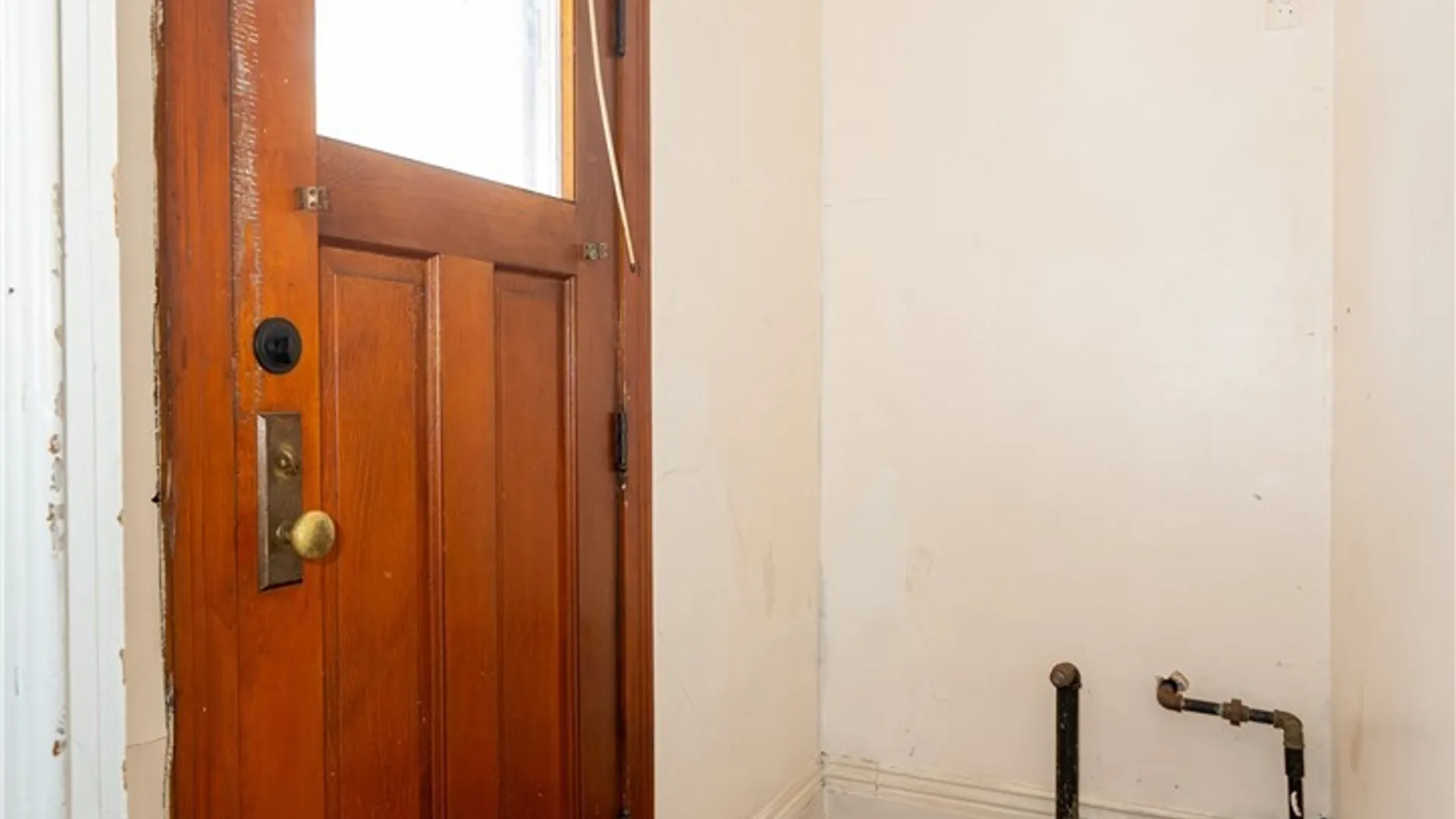 Property at 884 Eagle Street, Buffalo, NY 14210 26