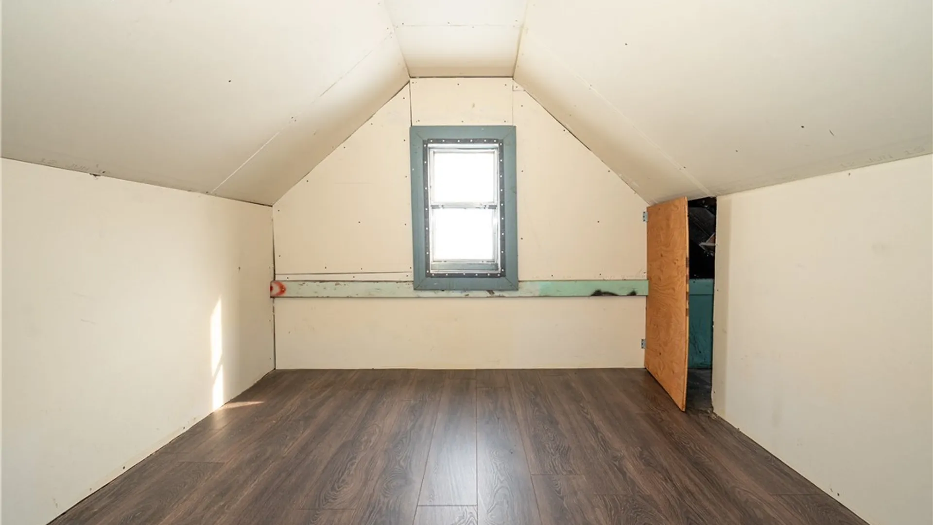 Property at 884 Eagle Street, Buffalo, NY 14210 30