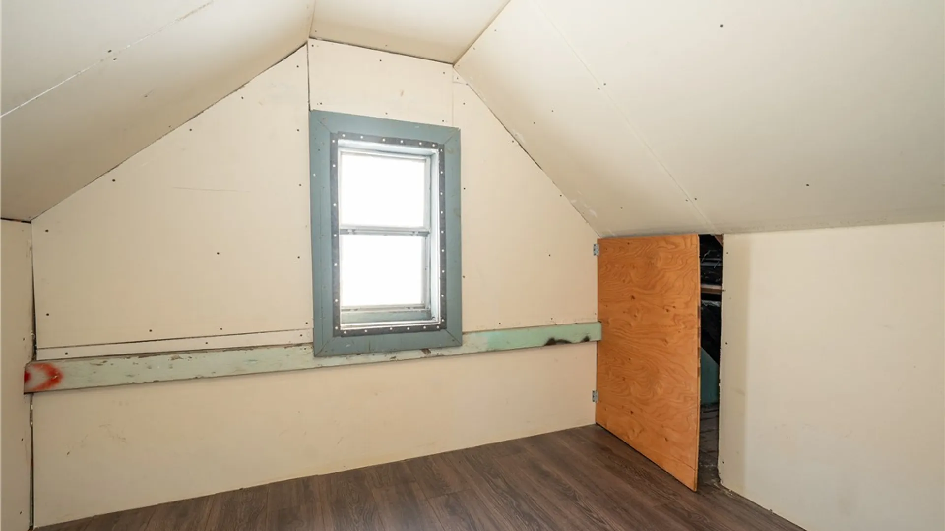 Property at 884 Eagle Street, Buffalo, NY 14210 31