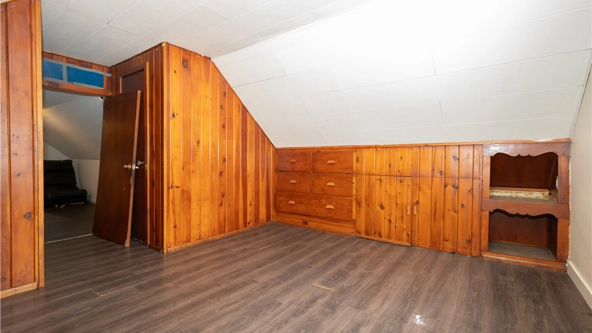 Property at 884 Eagle Street, Buffalo, NY 14210 36