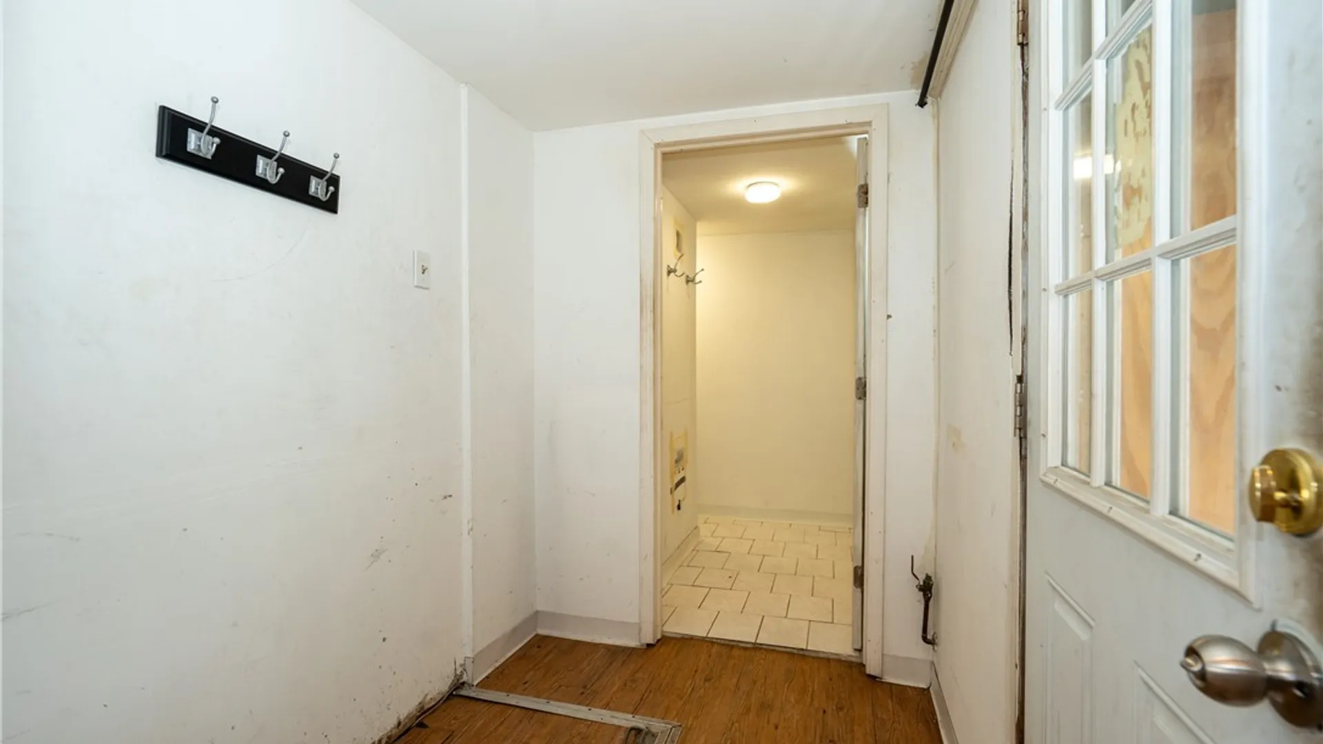 Property at 884 Eagle Street, Buffalo, NY 14210 5