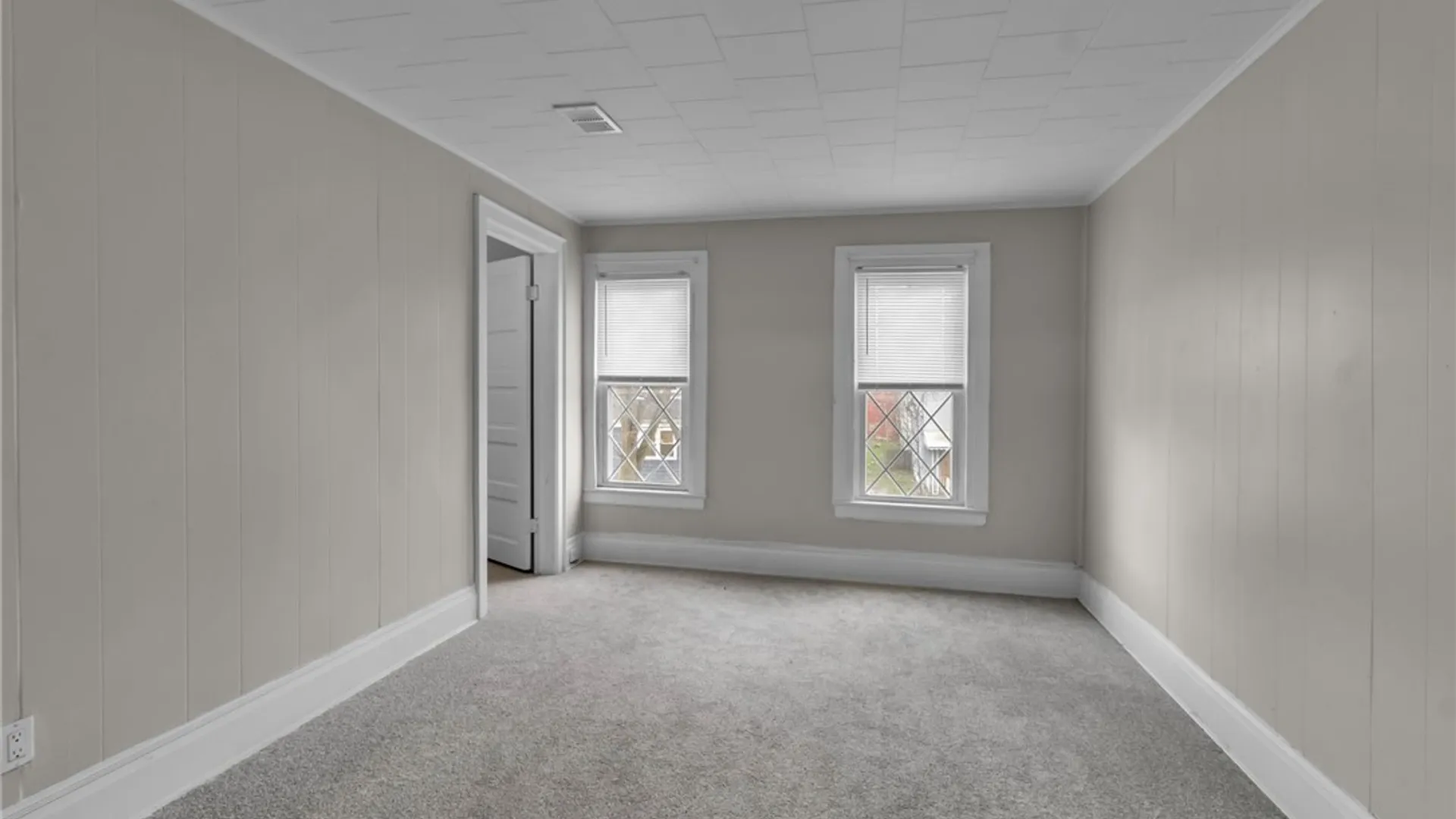 Property at 85 Hamburg Street, Buffalo, NY 14204 44