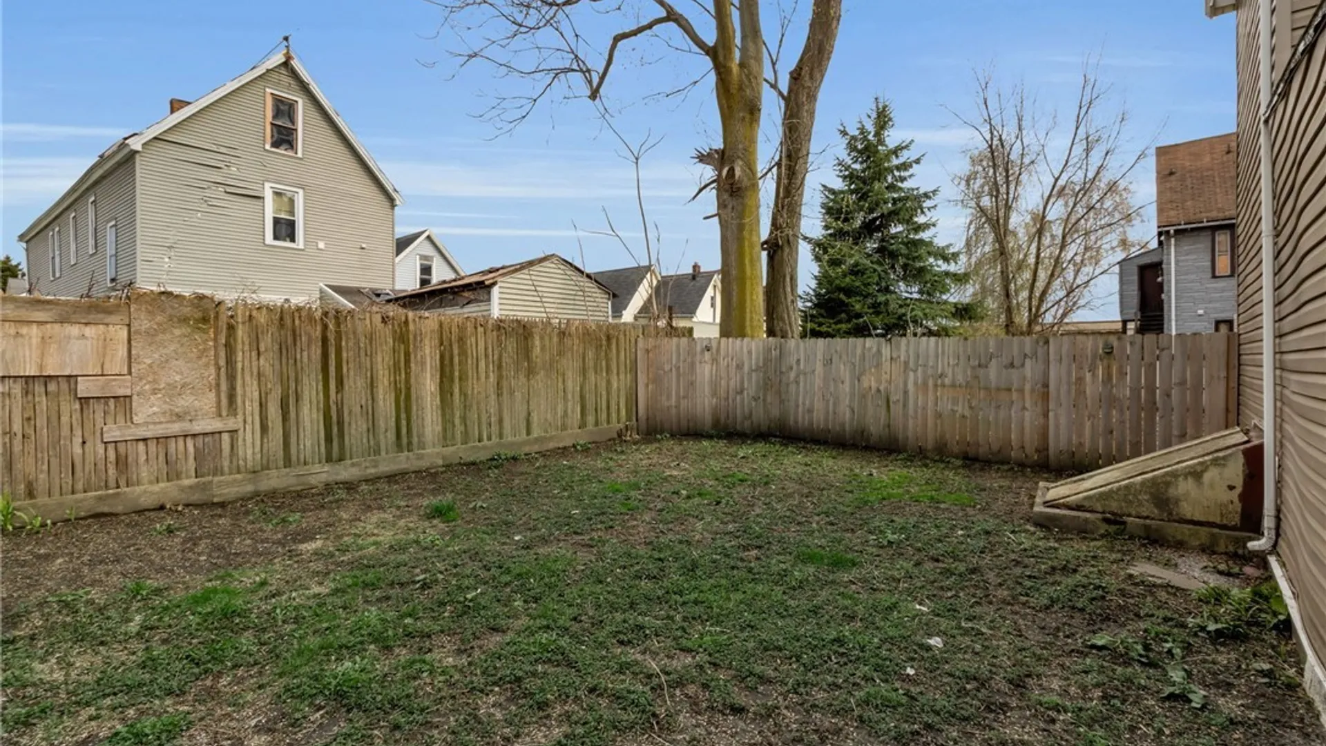 Property at 85 Hamburg Street, Buffalo, NY 14204 6