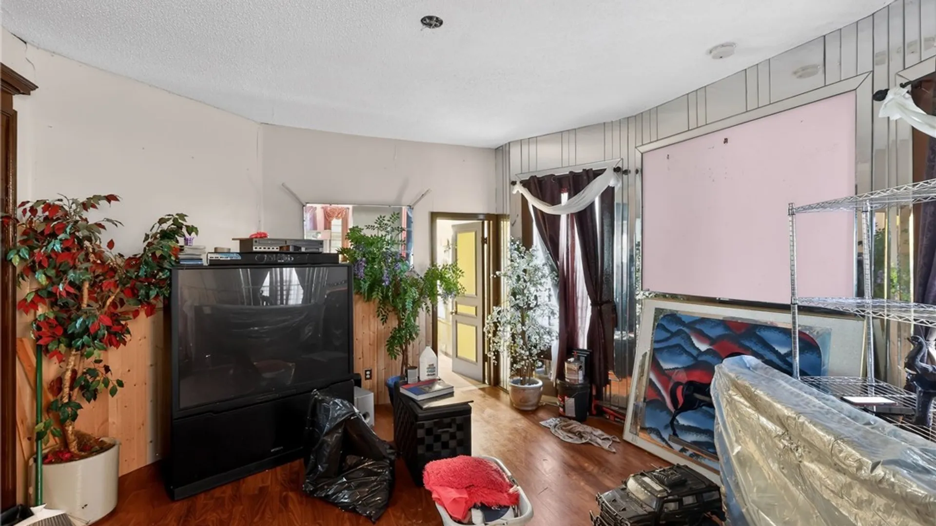 Property at 511 Linwood Avenue, Buffalo, NY 14209 11