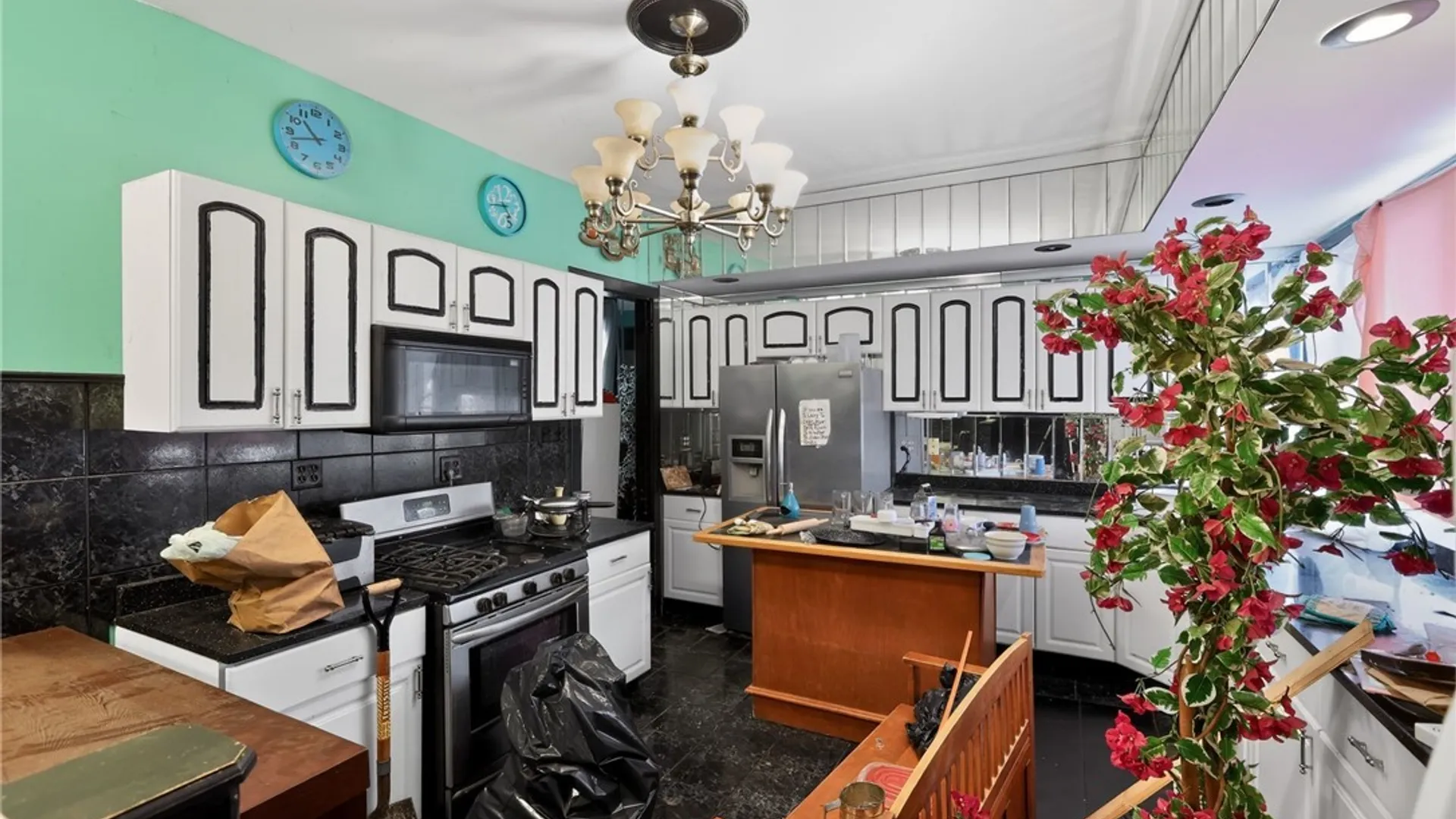 Property at 511 Linwood Avenue, Buffalo, NY 14209 16