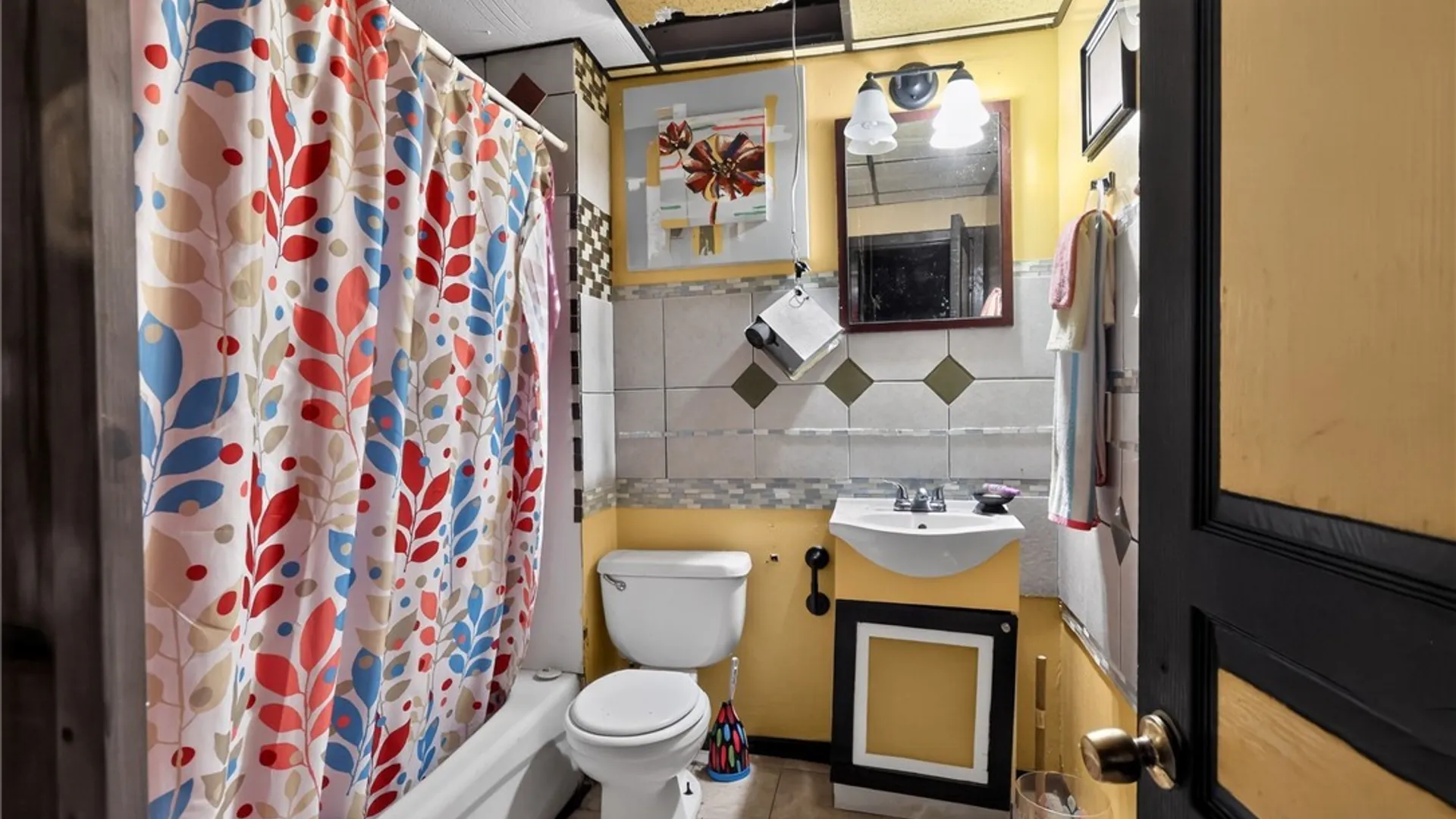 Property at 511 Linwood Avenue, Buffalo, NY 14209 23