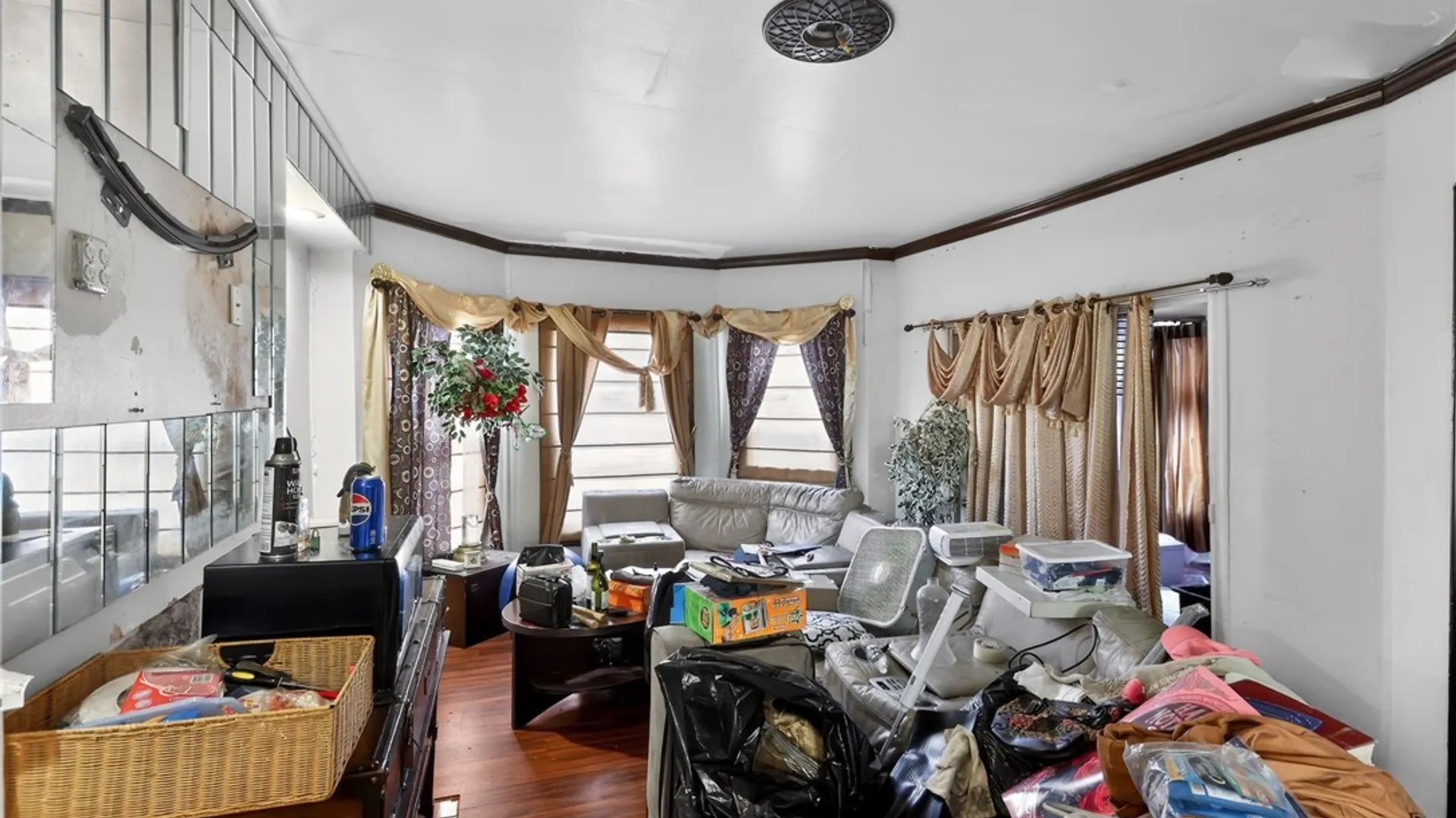 Property at 511 Linwood Avenue, Buffalo, NY 14209 8