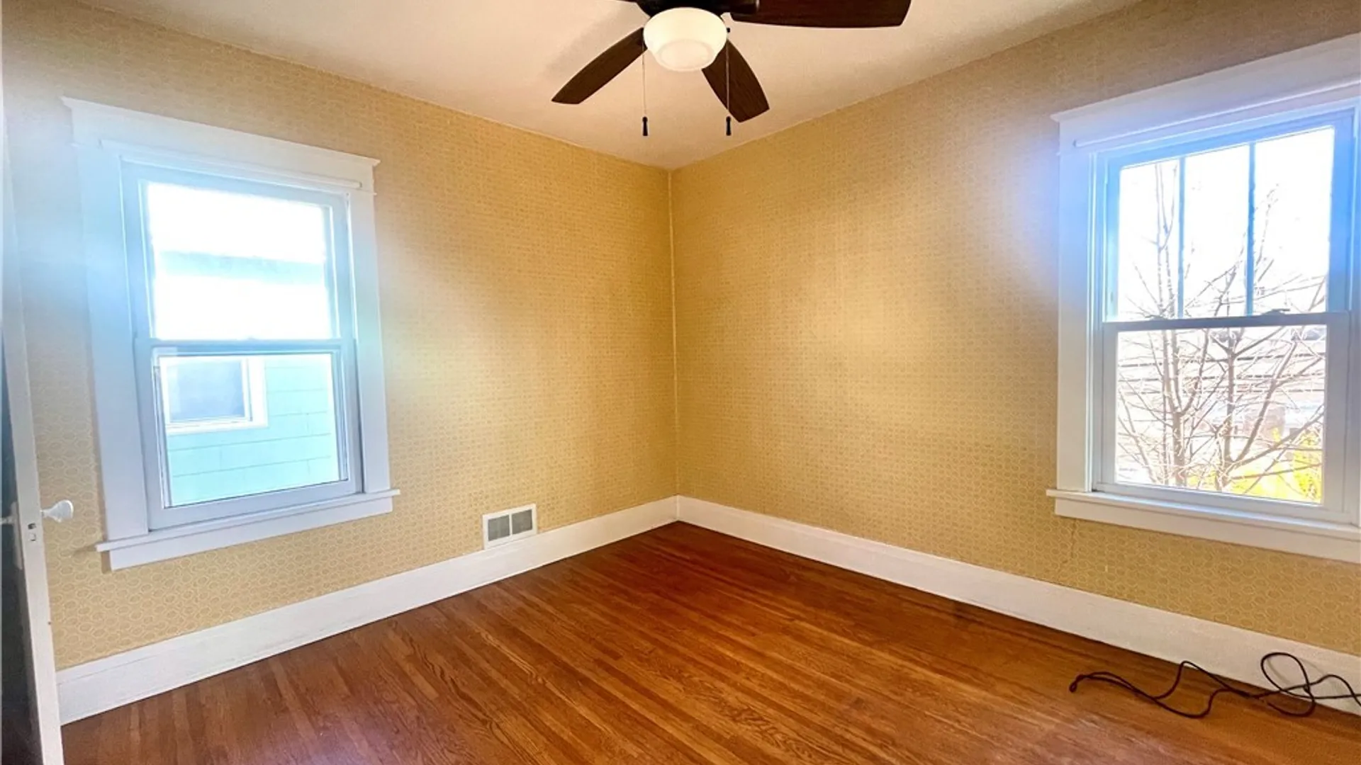 Property at 75 Harding Road, Buffalo, NY 14220 17