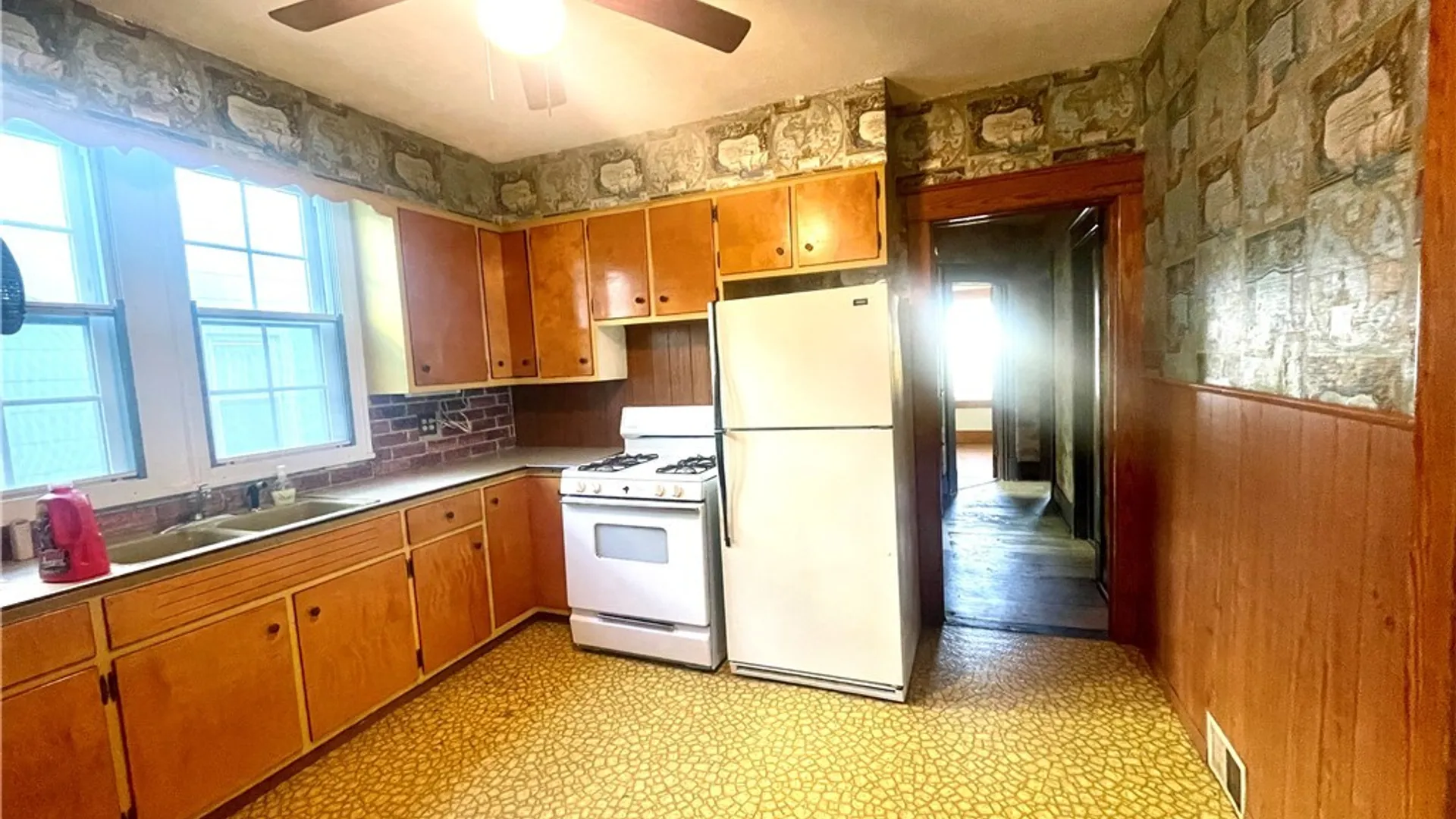 Property at 75 Harding Road, Buffalo, NY 14220 2