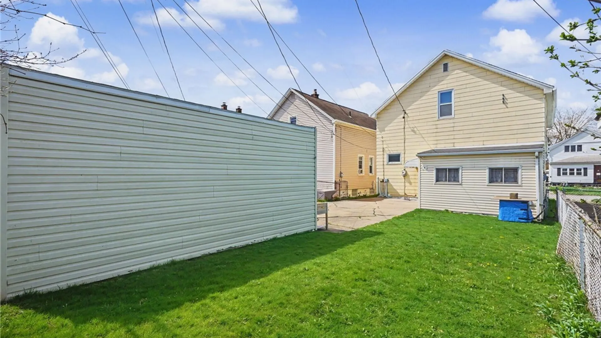 Property at 137 Jackson Avenue, Cheektowaga, NY 14212 5