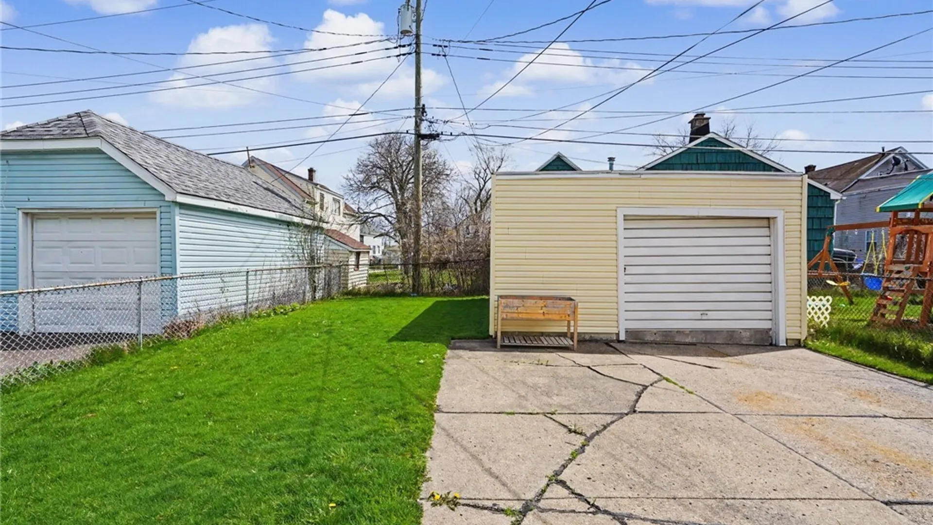 Property at 137 Jackson Avenue, Cheektowaga, NY 14212 6