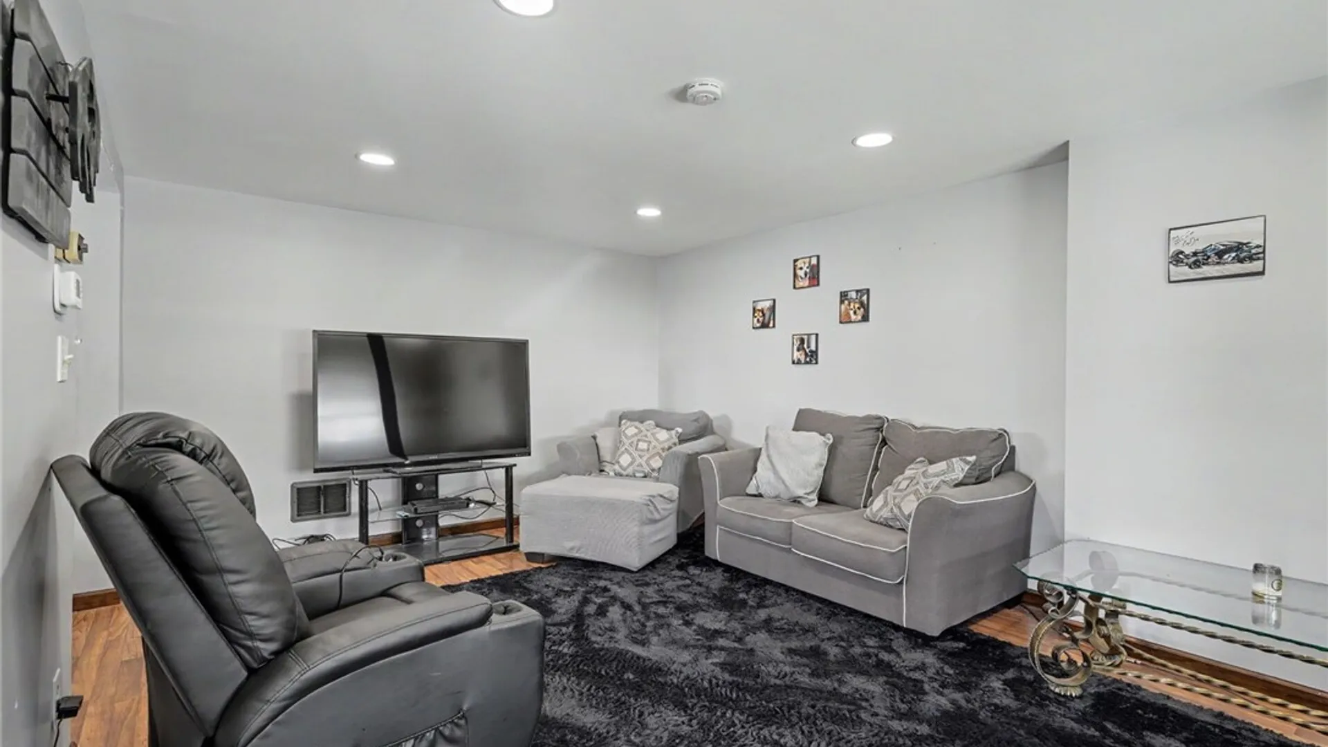 Property at 137 Jackson Avenue, Cheektowaga, NY 14212 8